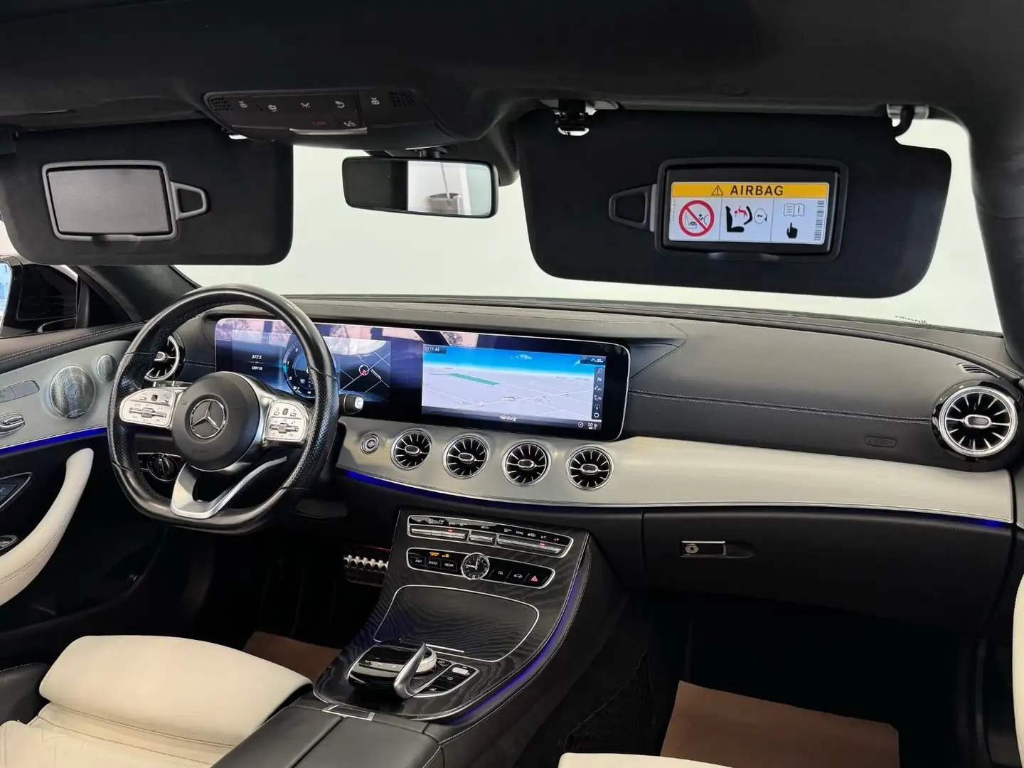 Mercedes-Benz E 220 d 4Matic AMG-Line|1HAND|PANO|WIDE|MEM|BURM| Weiß - 2