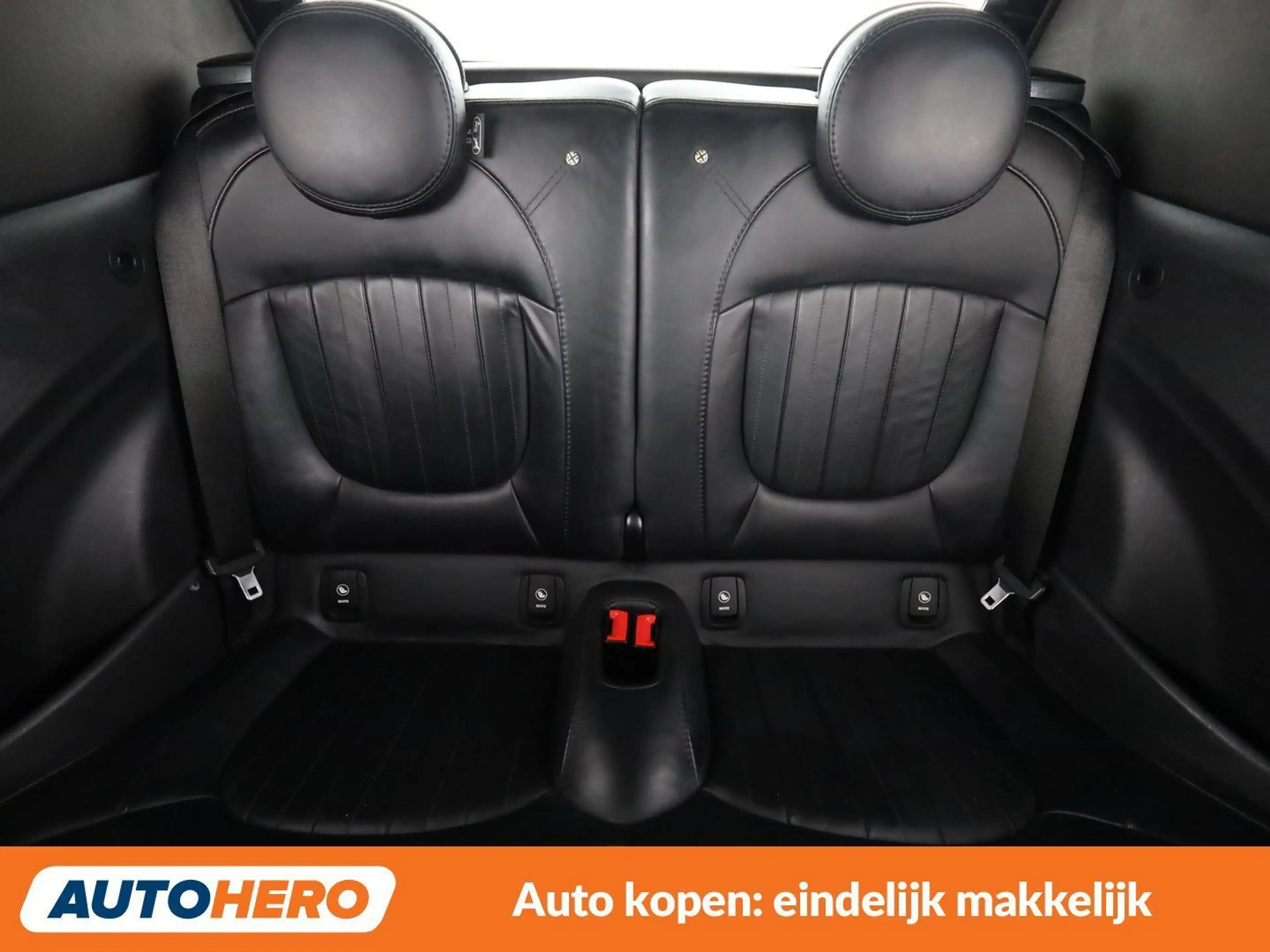 MINI John Cooper Works Cabrio John Cooper Works — photo 15