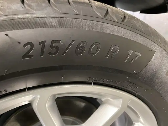 Jeep Renegade view 17
