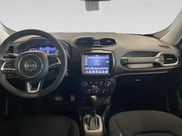 Jeep Renegade view 6