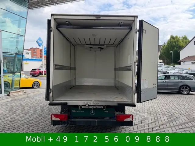 Mercedes-Benz Sprinter view 8