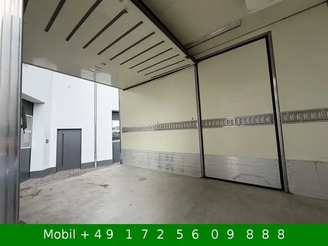 Mercedes-Benz Sprinter view 15