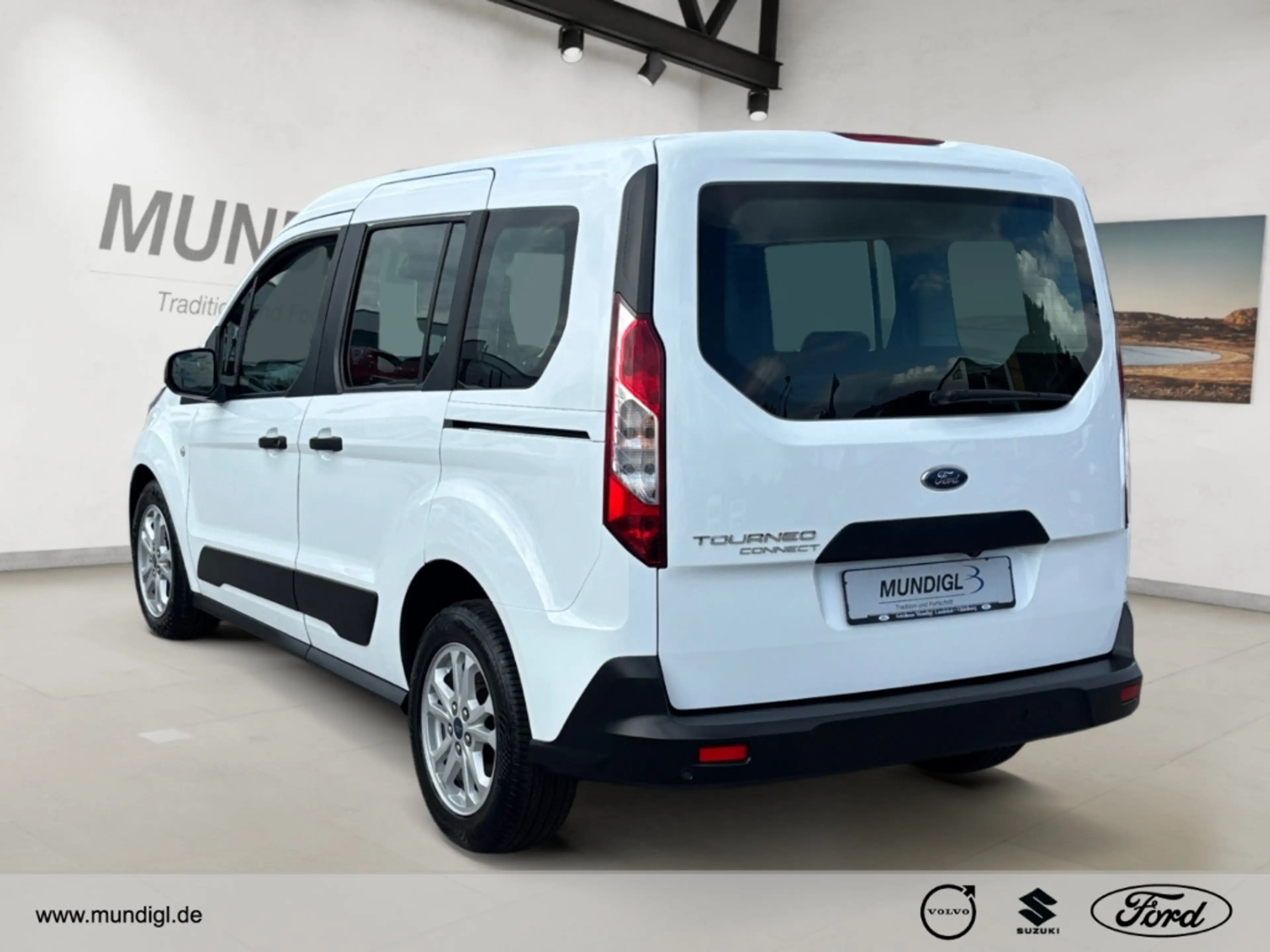 Ford Tourneo Connect Trend Autom NAVI Klimaaut RFK ACC FSH Tempo — photo 4