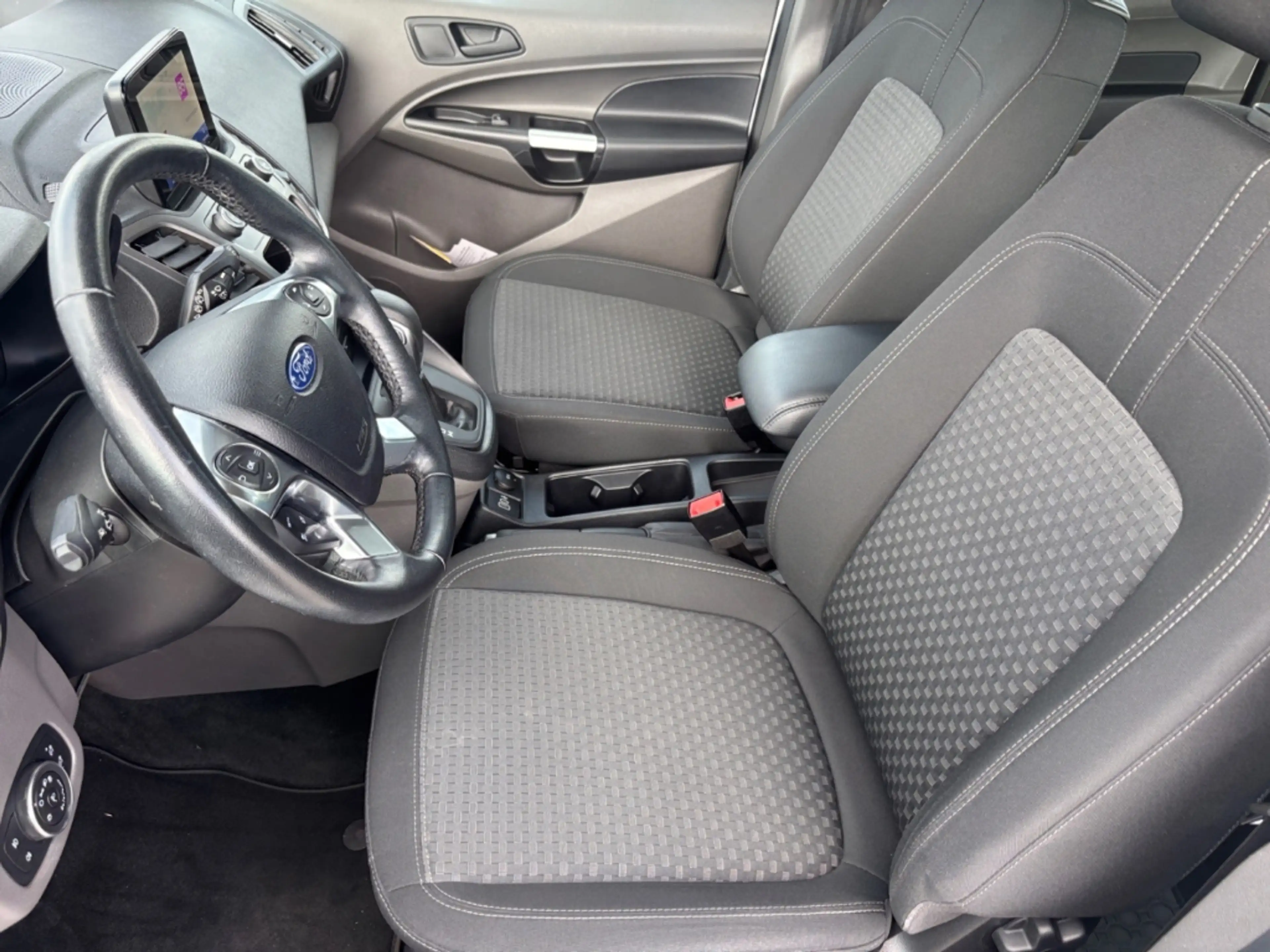 Ford Tourneo Connect Trend Autom NAVI Klimaaut RFK ACC FSH Tempo — photo 7