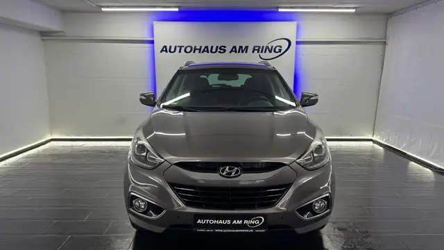 Hyundai TUCSON ix35 Tucson blue Finale 1.HND LEDER CAM KEY NAVI