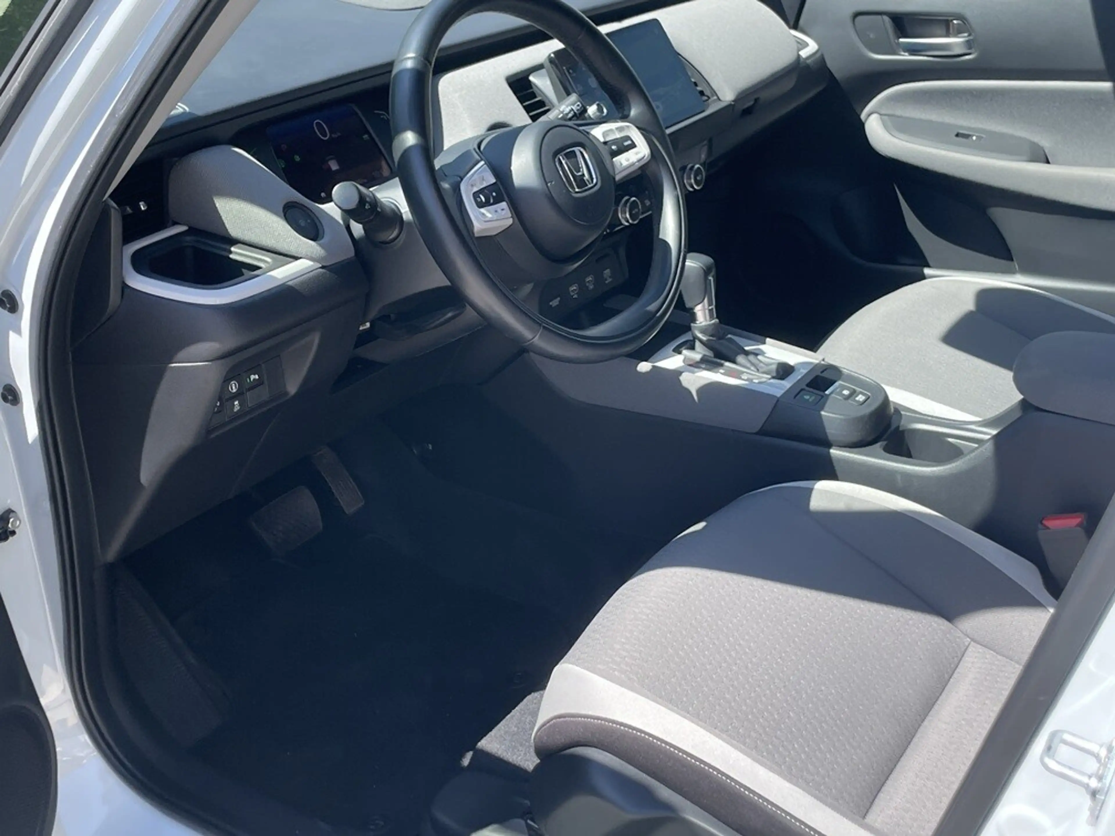 Honda Jazz 1,5 i-MMD Hybrid Crosstar Executive Aut. — photo 9