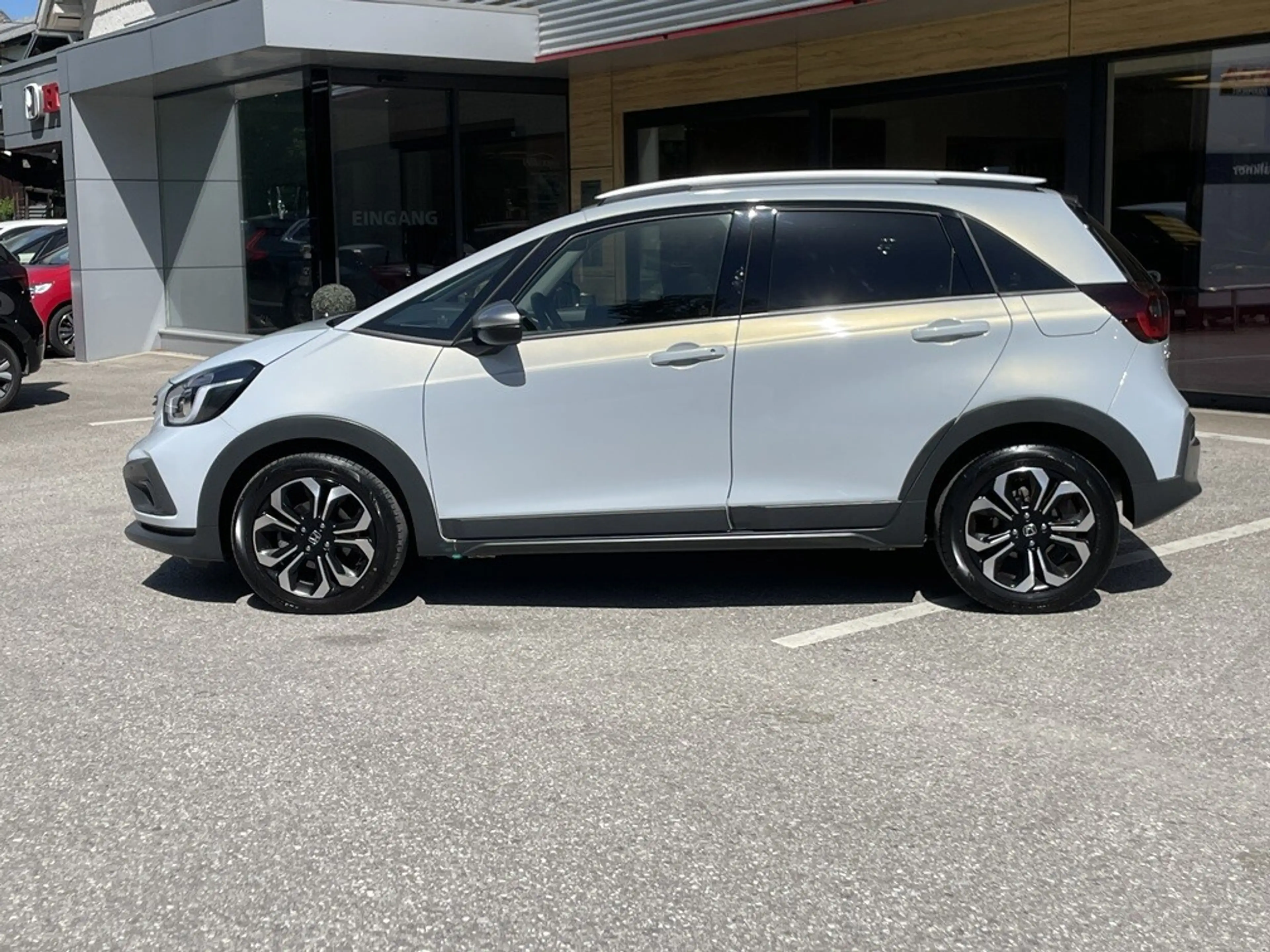Honda Jazz 1,5 i-MMD Hybrid Crosstar Executive Aut. — photo 2