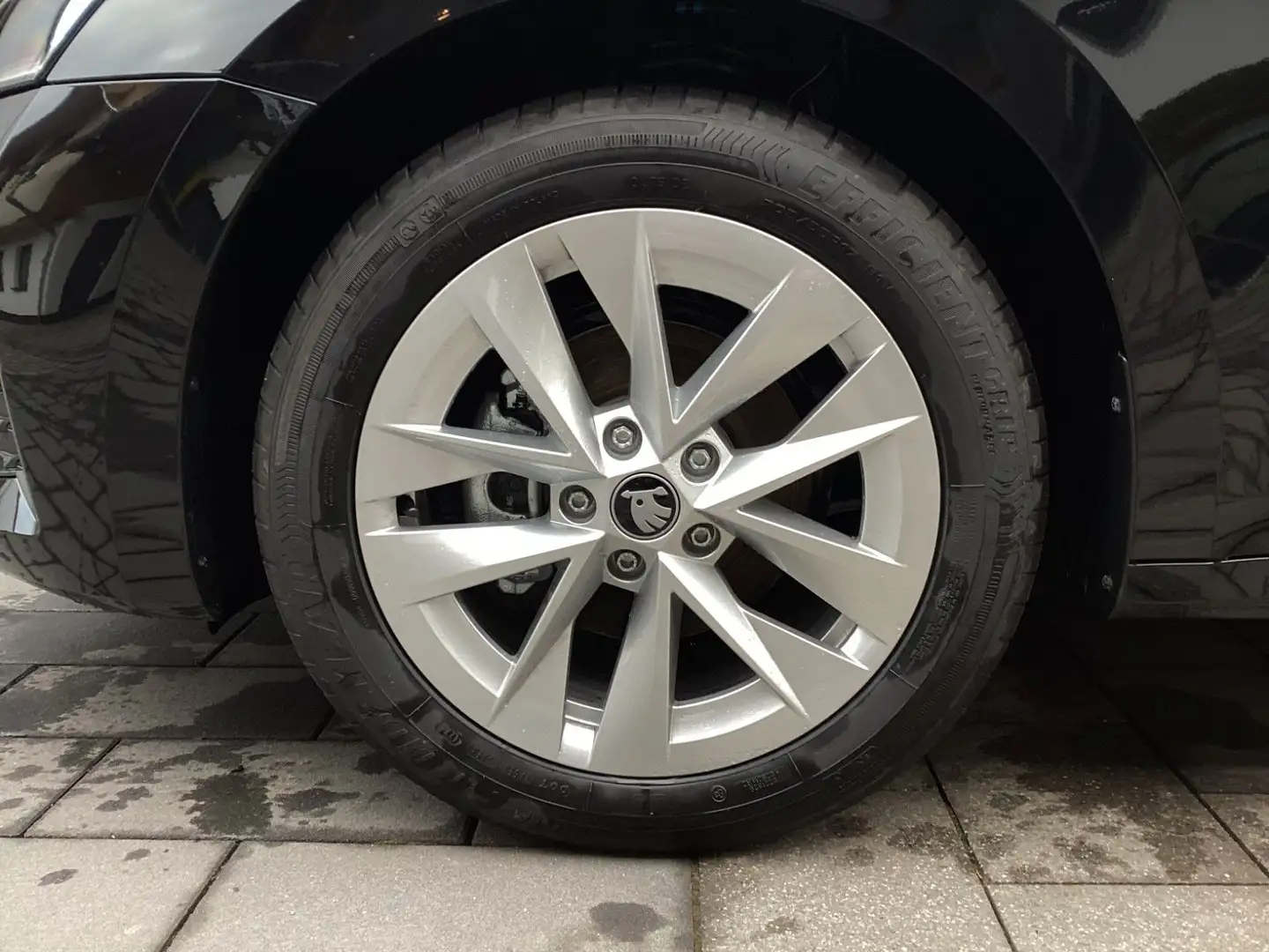 Skoda Octavia Combi Selection DSG AHK+Navi+DAB+ACC+Kes Schwarz - 2