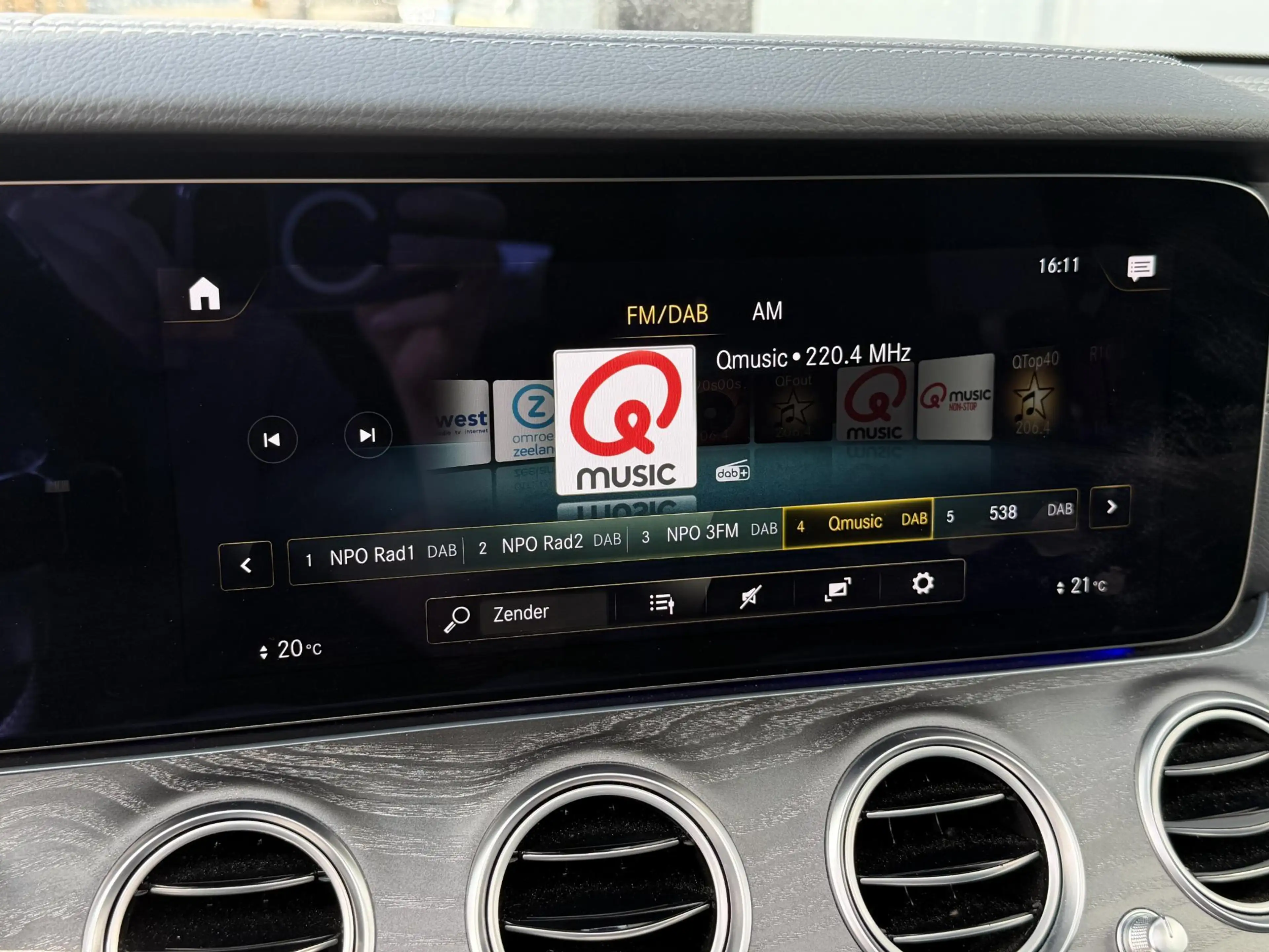 Mercedes-Benz E 300 Estate e AMG Line 18"/SOH 93%/Panoramadak/Burmeste — photo 20