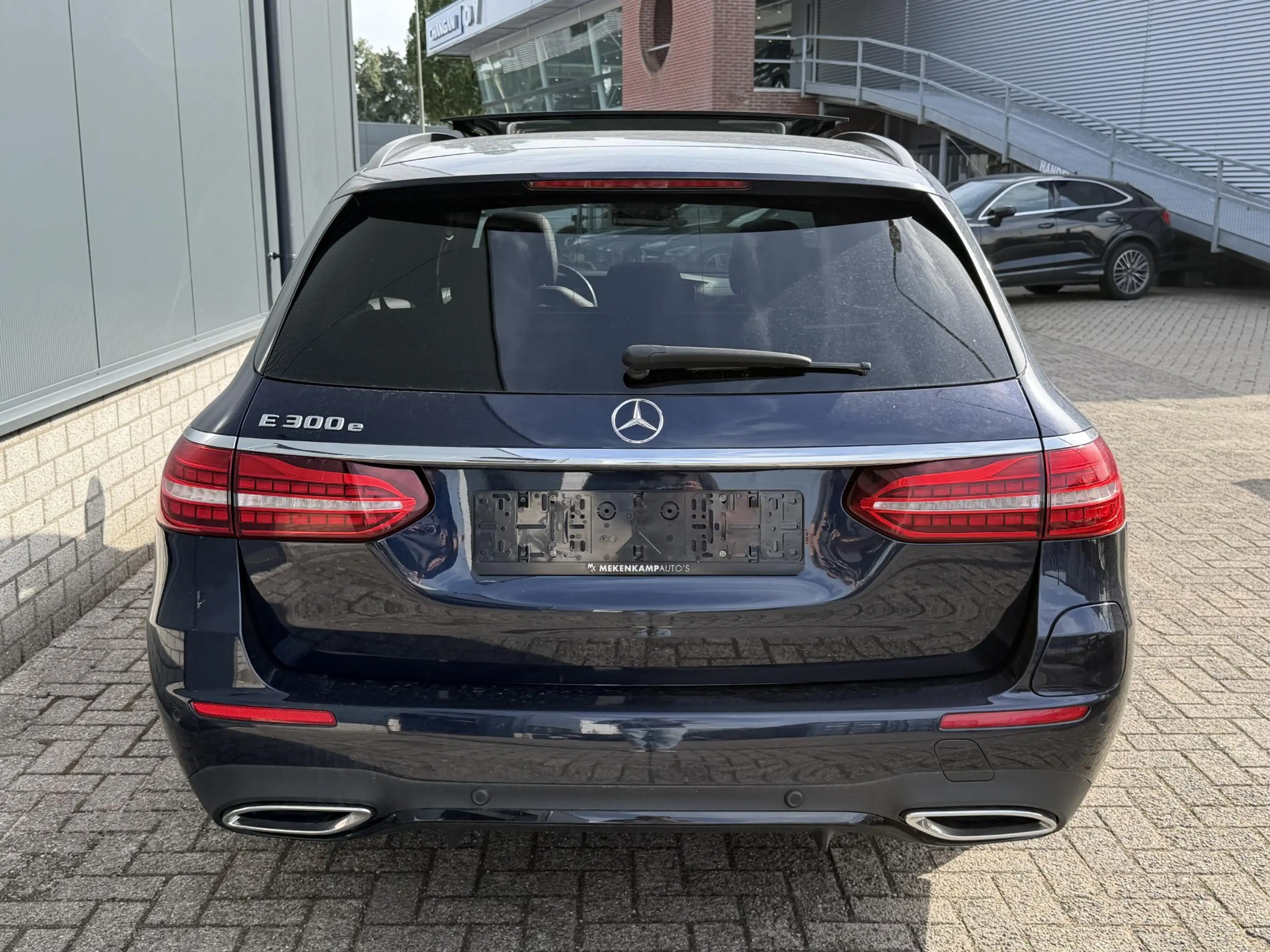 Mercedes-Benz E 300 Estate e AMG Line 18"/SOH 93%/Panoramadak/Burmeste — photo 9