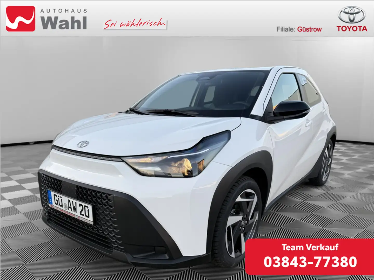 Toyota Aygo X 1.5l Hybrid Pure Weiß - 1
