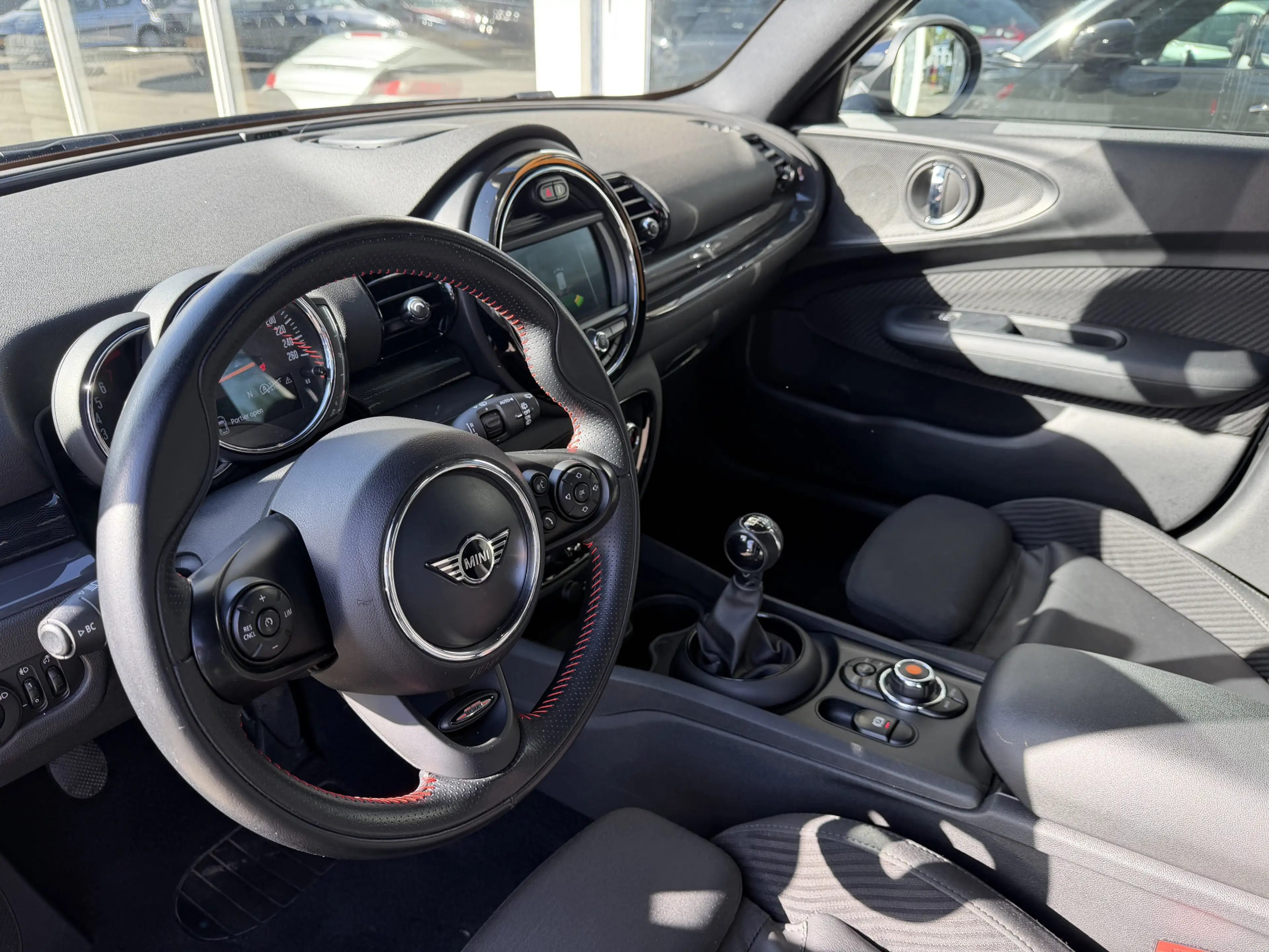 MINI Cooper Clubman 1.5 Chili JCW interieur Navi Cruisecontrol — photo 8
