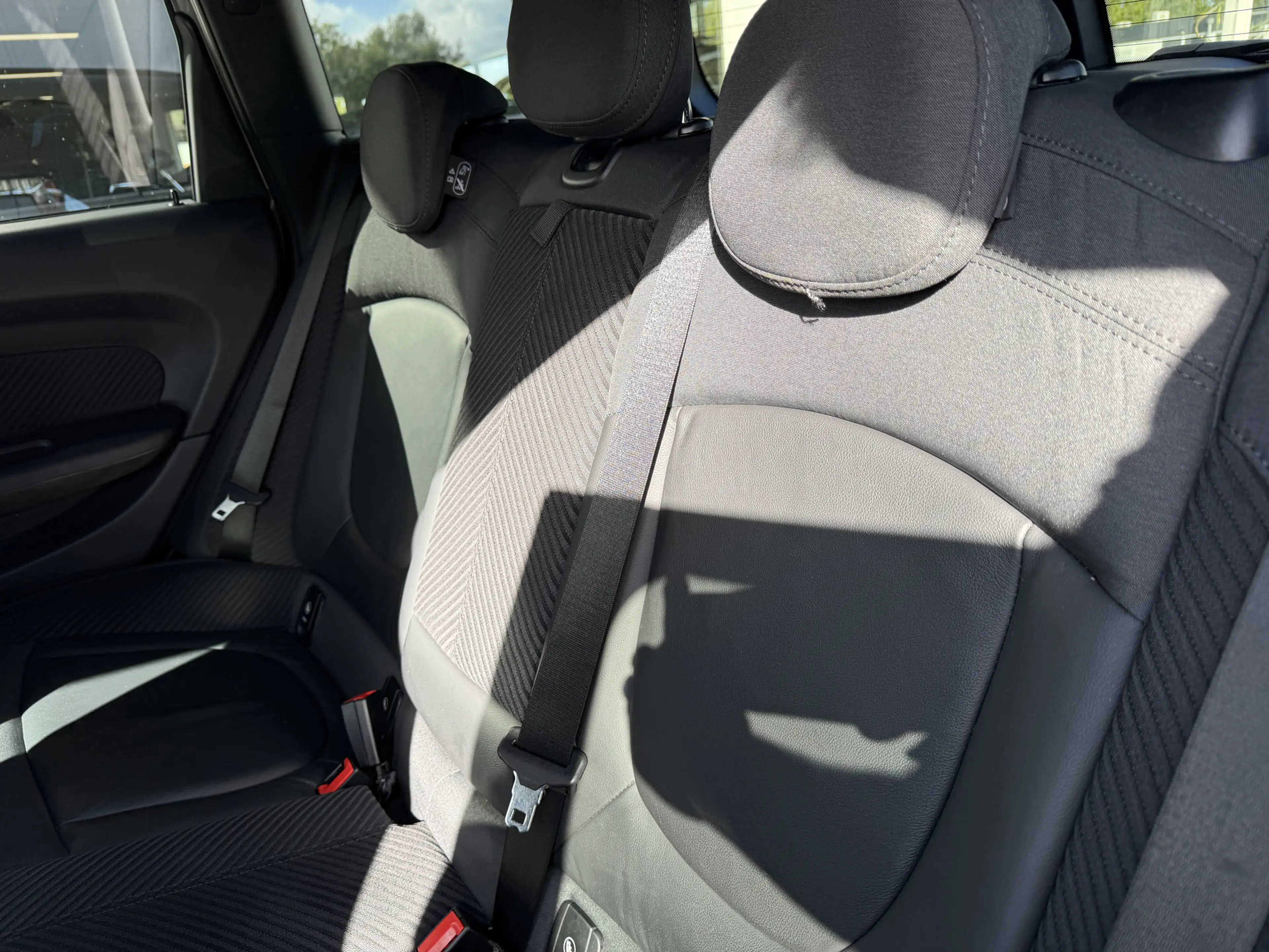MINI Cooper Clubman 1.5 Chili JCW interieur Navi Cruisecontrol — photo 11