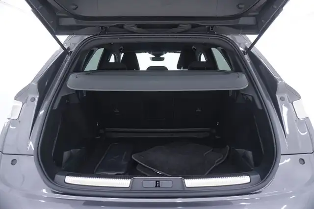 DS Automobiles DS 7 Crossback view 14
