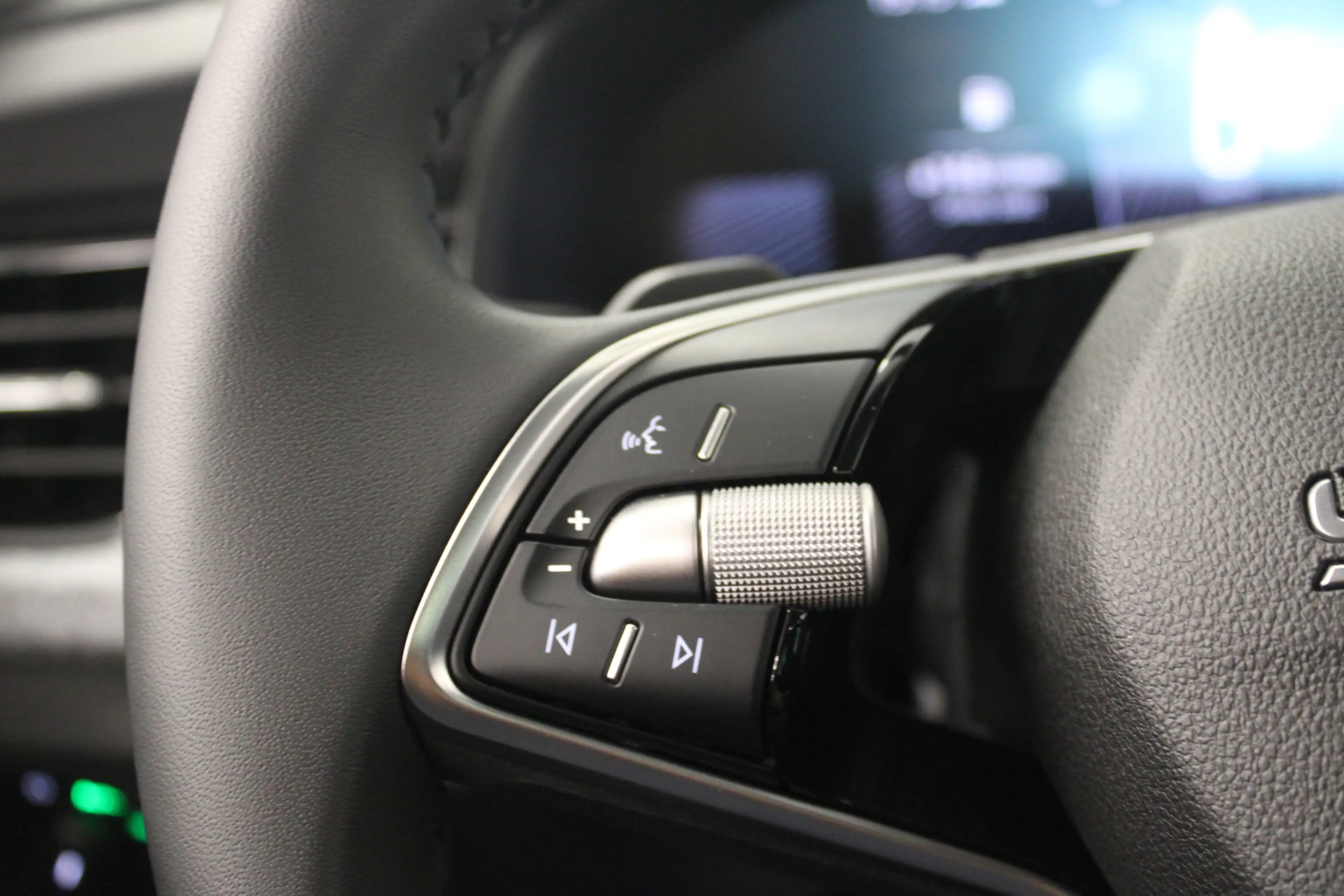 Skoda Kamiq 1.0 TSI Selection — photo 13