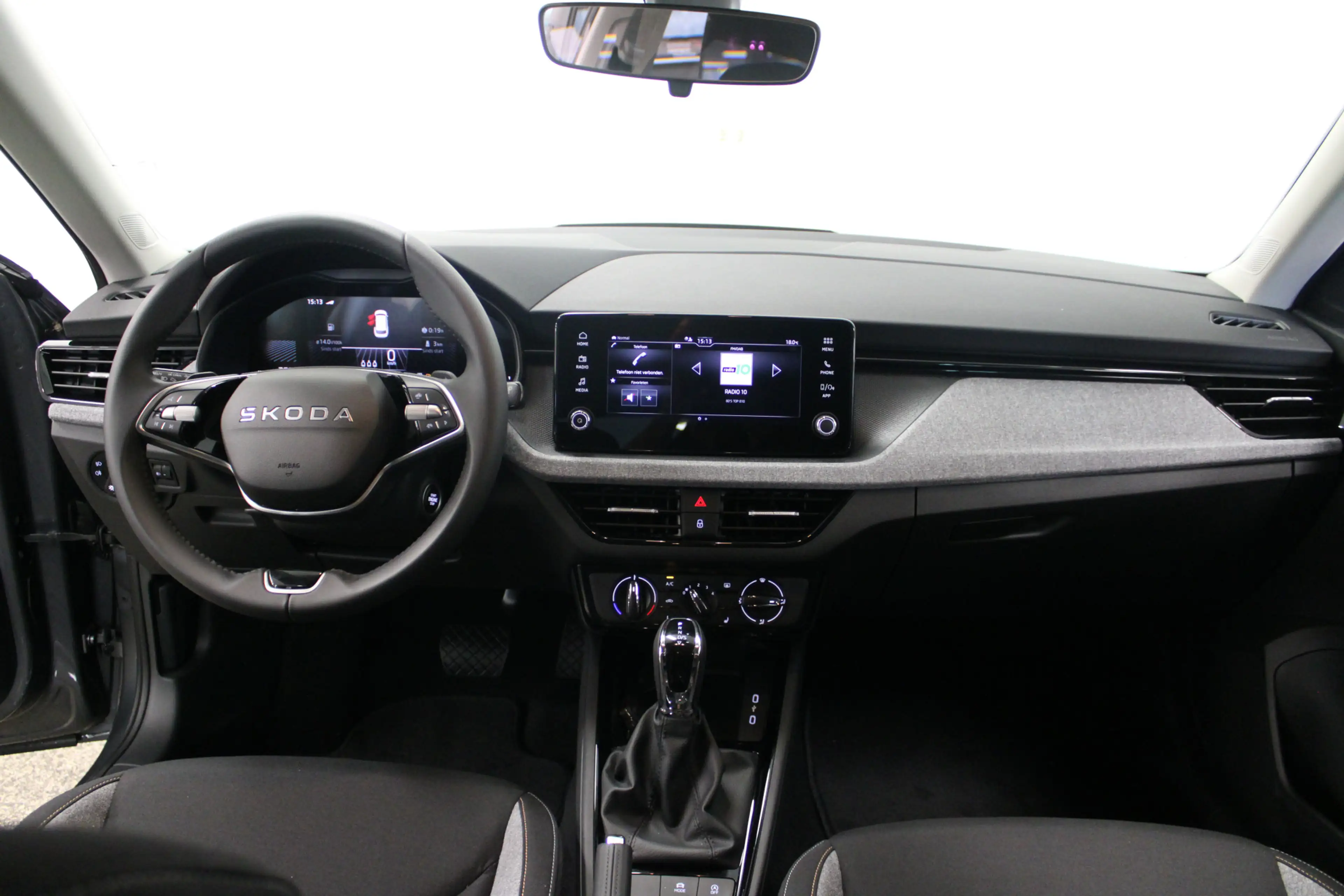 Skoda Kamiq 1.0 TSI Selection — photo 4
