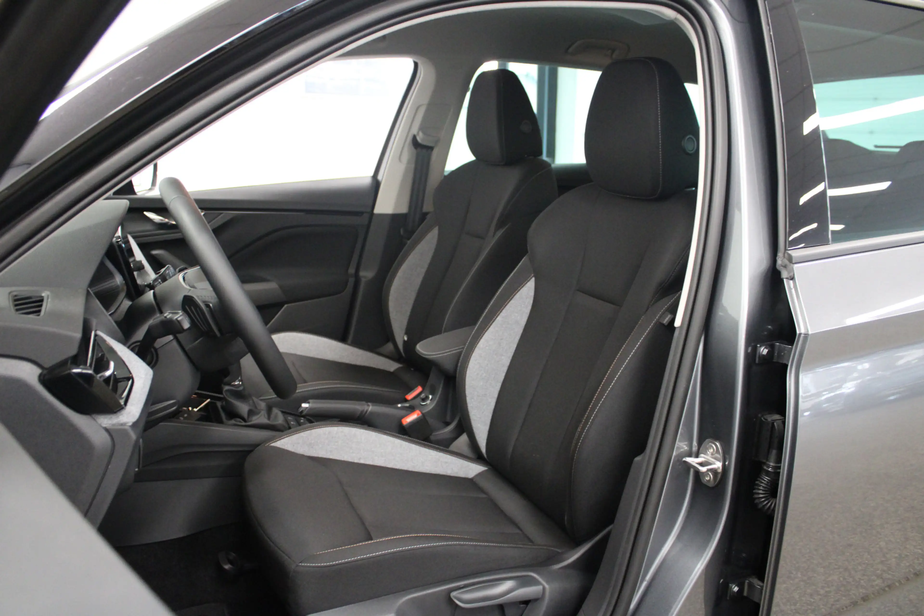 Skoda Kamiq 1.0 TSI Selection — photo 3