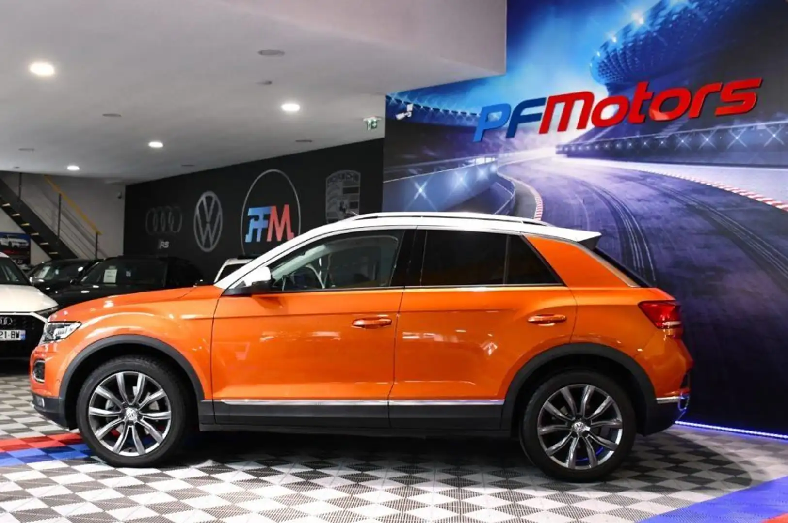 Volkswagen T-Roc Style 2.0 TDI 150 DSG 4Motion GPS Virtual TO ACC P Gold - 2