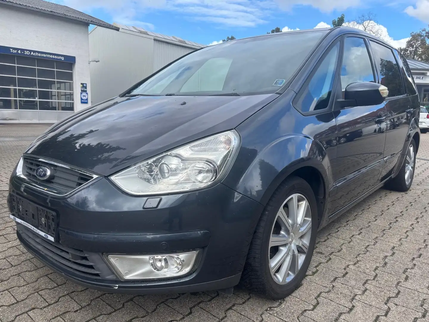 Ford Galaxy Trend - 2