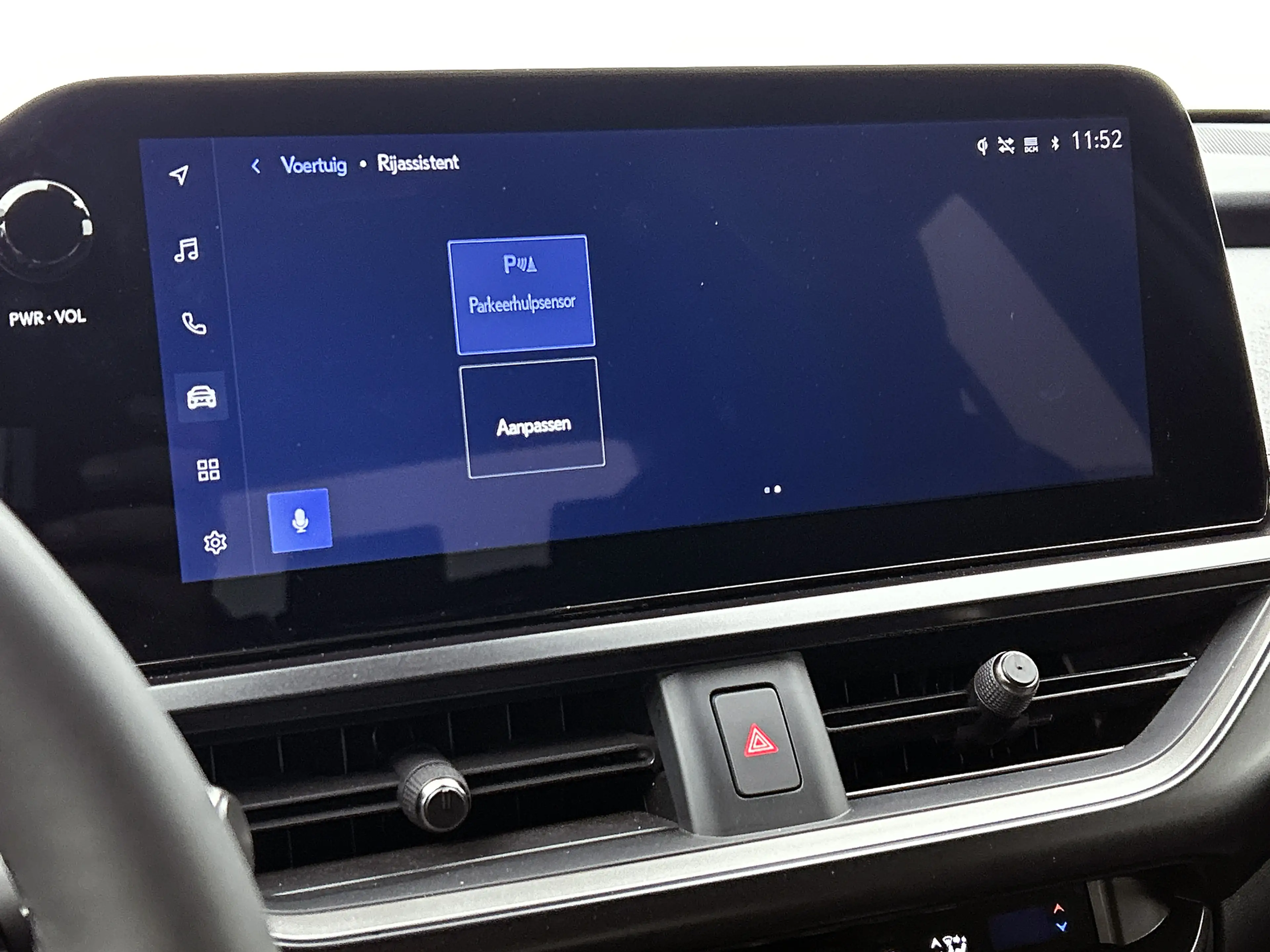 Lexus UX 300h F SPORT Design | BTW Voertuig | Stoel+stuurverwarm — photo 12