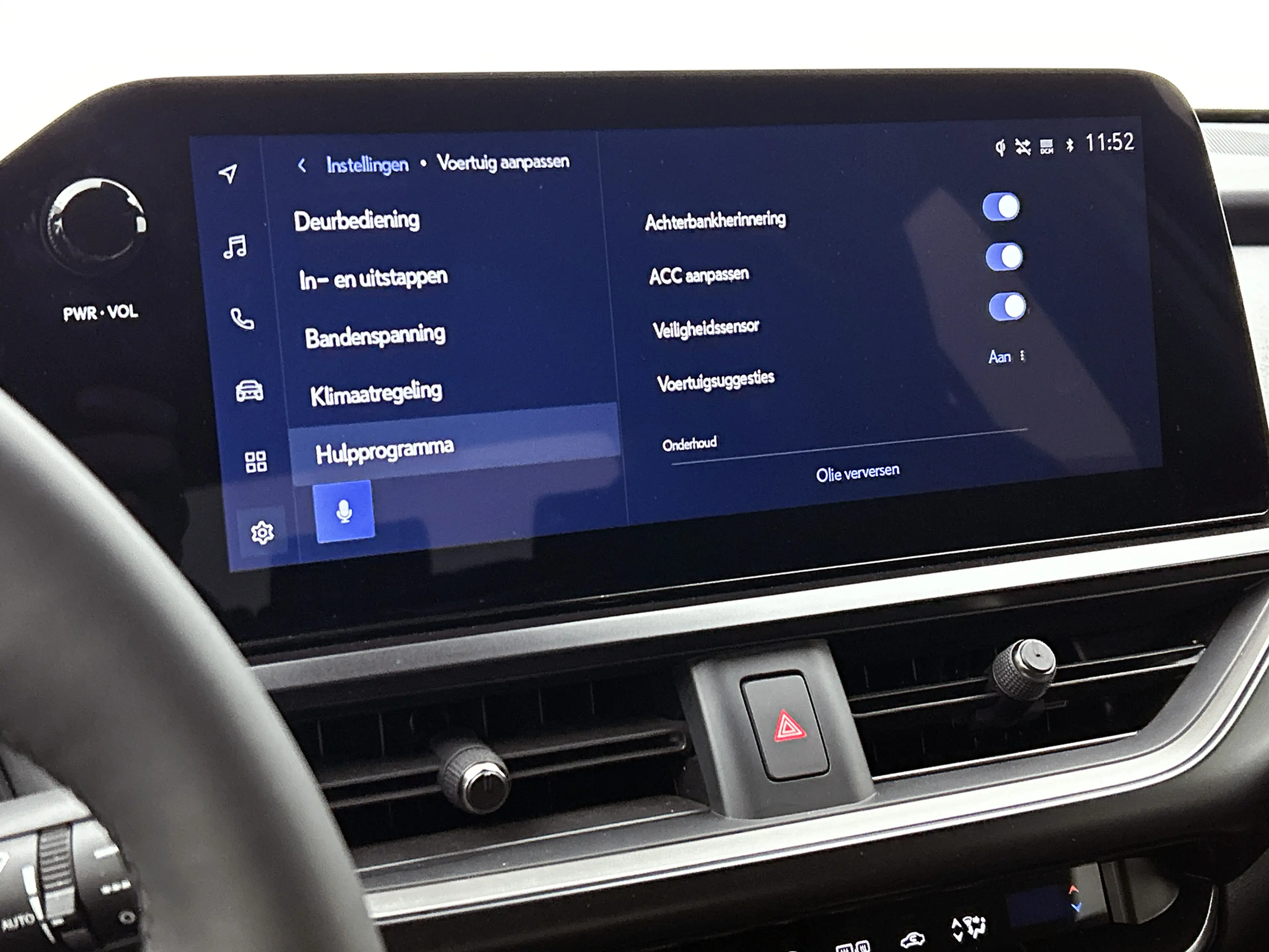Lexus UX 300h F SPORT Design | BTW Voertuig | Stoel+stuurverwarm — photo 13
