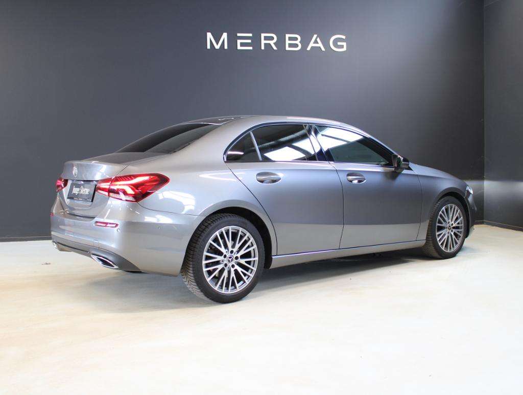 Mercedes-Benz A 200