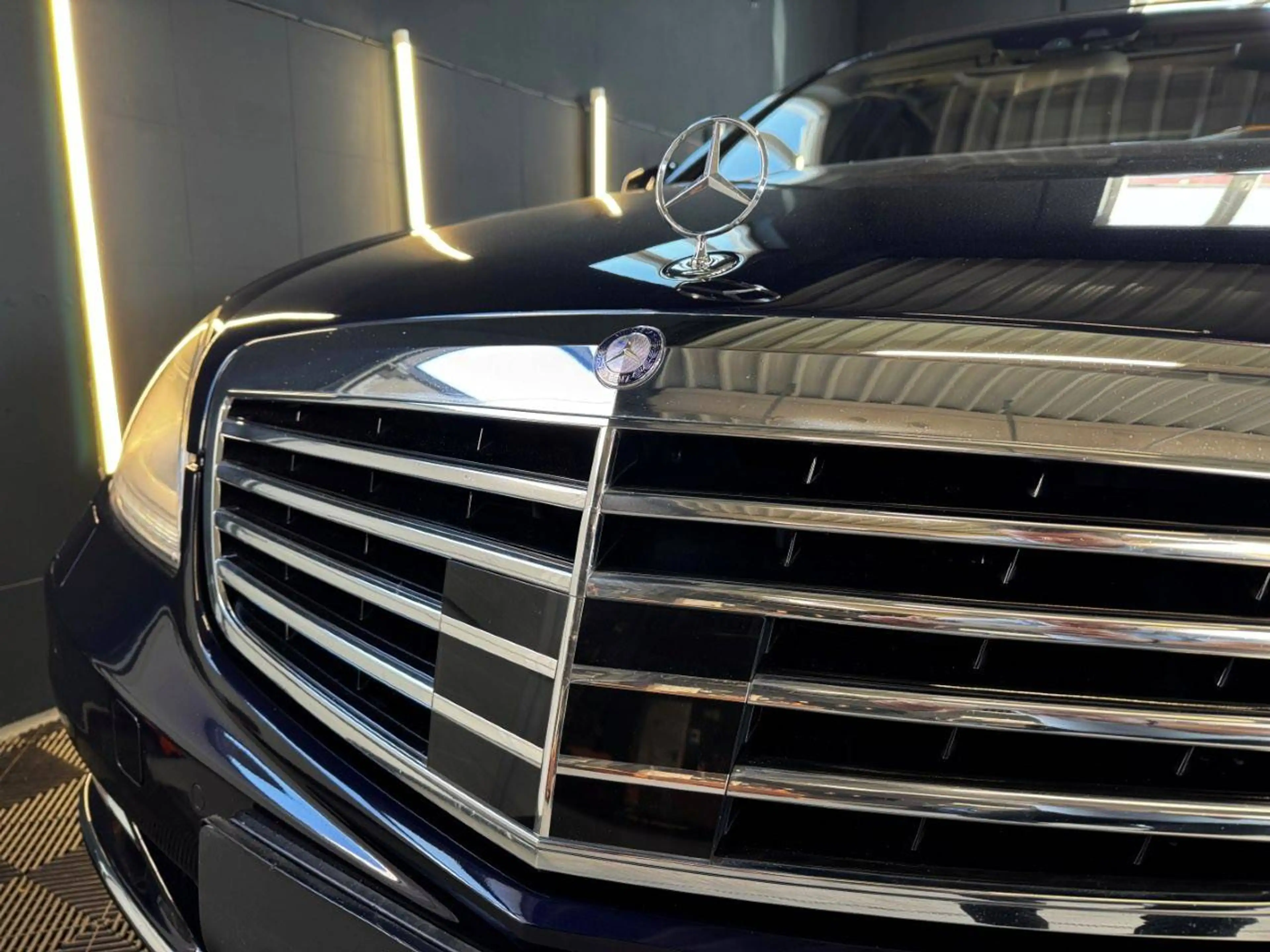 Mercedes-Benz S 500 S 500 L 5,5 V8 Massage/3xTV/Tisch/Nappa/Pano/Night-Vision/VOLL — photo 5