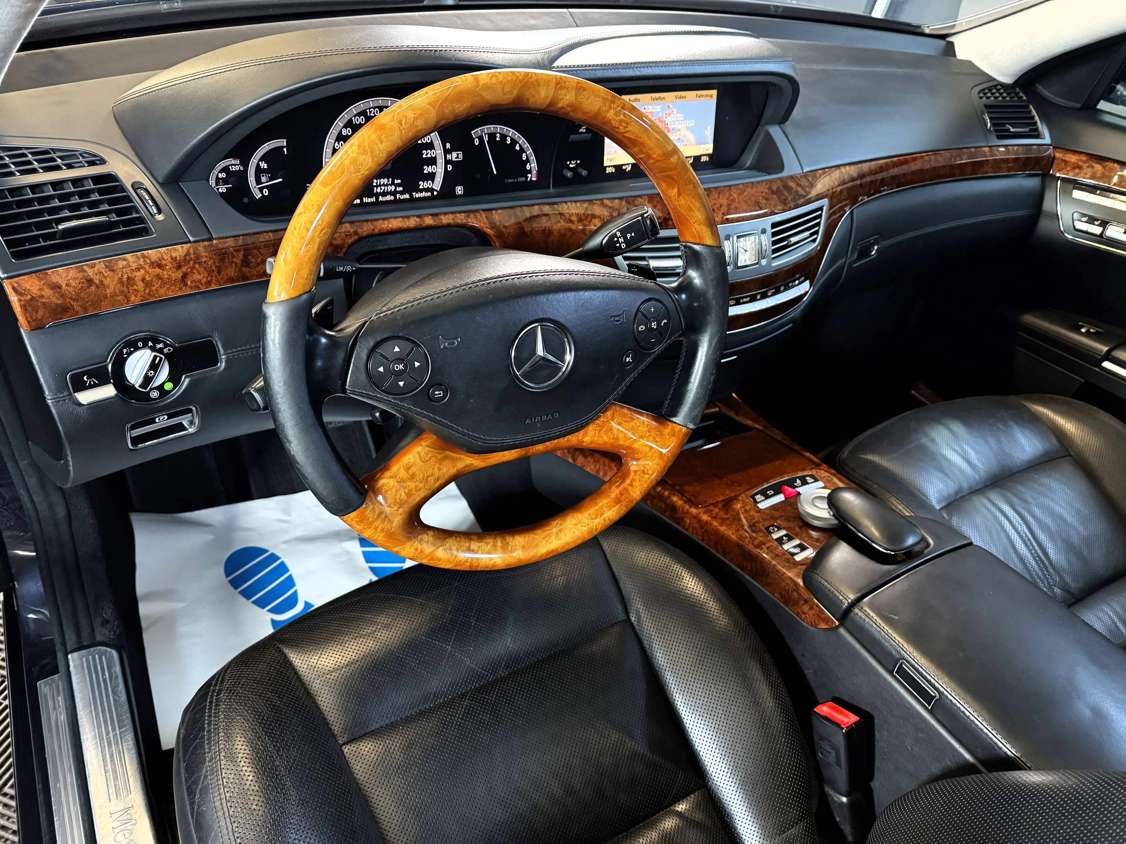 Mercedes-Benz S 500 S 500 L 5,5 V8 Massage/3xTV/Tisch/Nappa/Pano/Night-Vision/VOLL — photo 13
