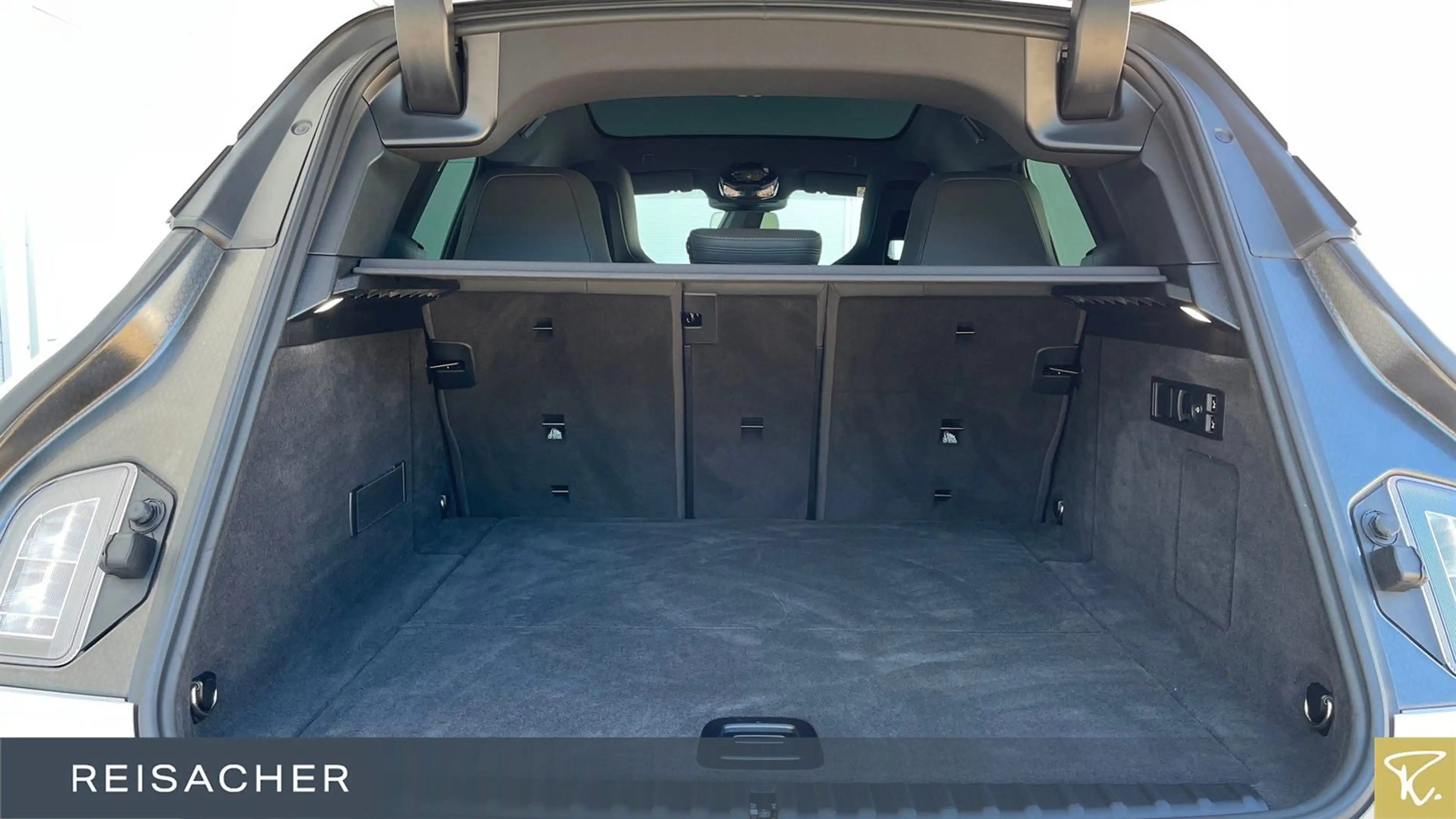 BMW iX xDrive50 Sportpaket,SkyLou,AHK,DAProf,Leder — photo 9