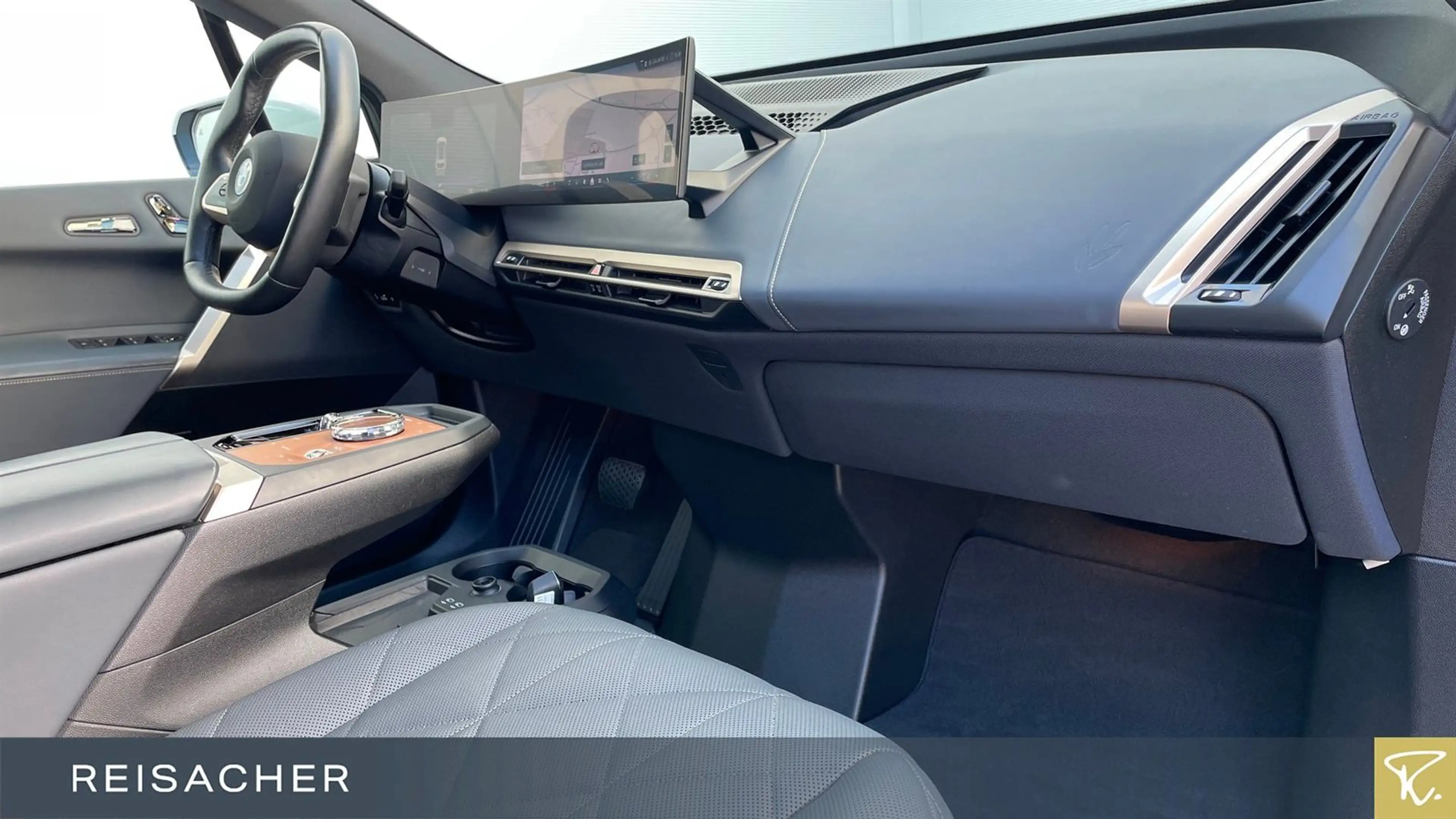 BMW iX xDrive50 Sportpaket,SkyLou,AHK,DAProf,Leder — photo 12