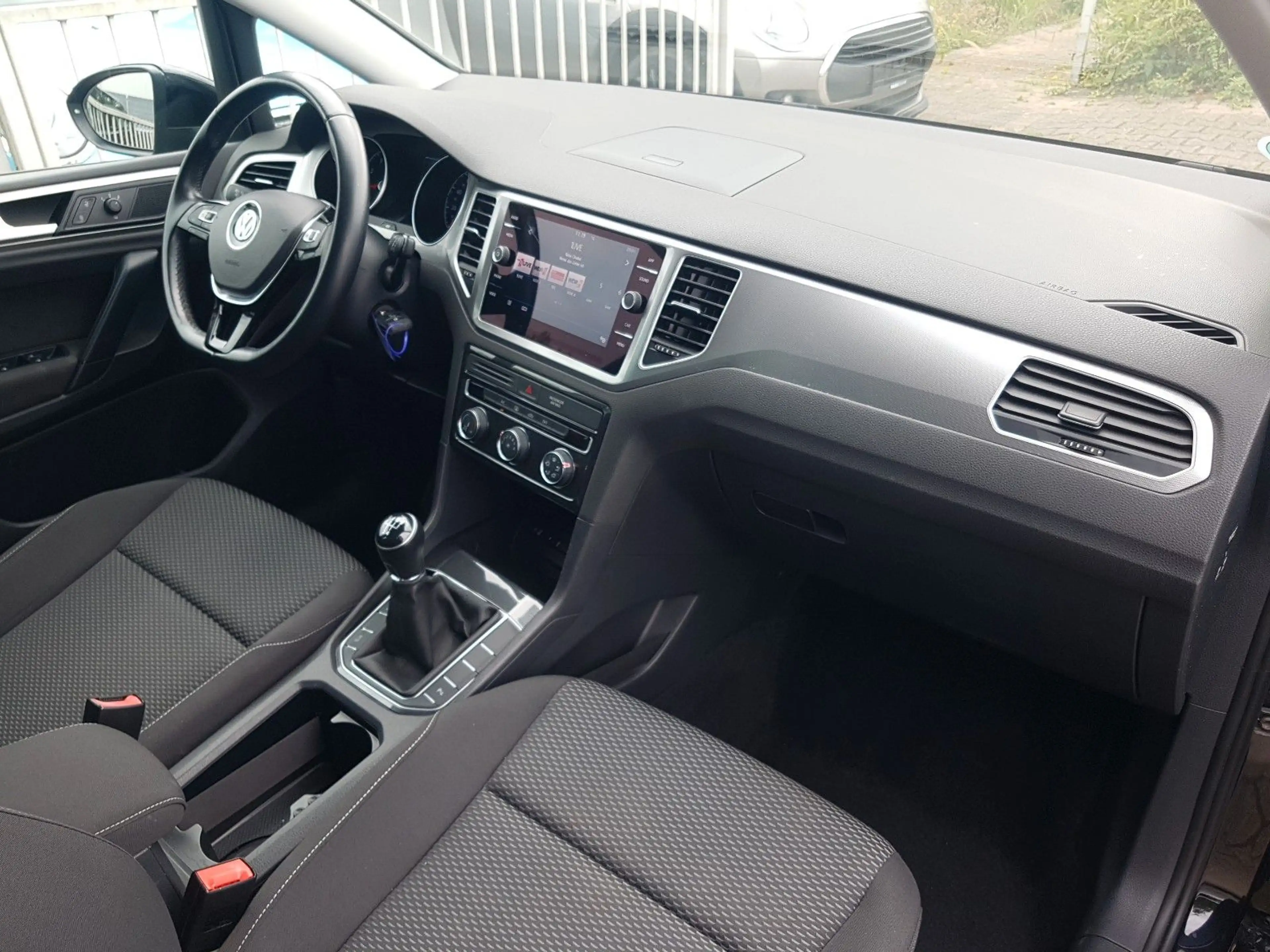 Volkswagen Golf Sportsvan 1.0 TSI Trendline LED PDC Tempom. — photo 13