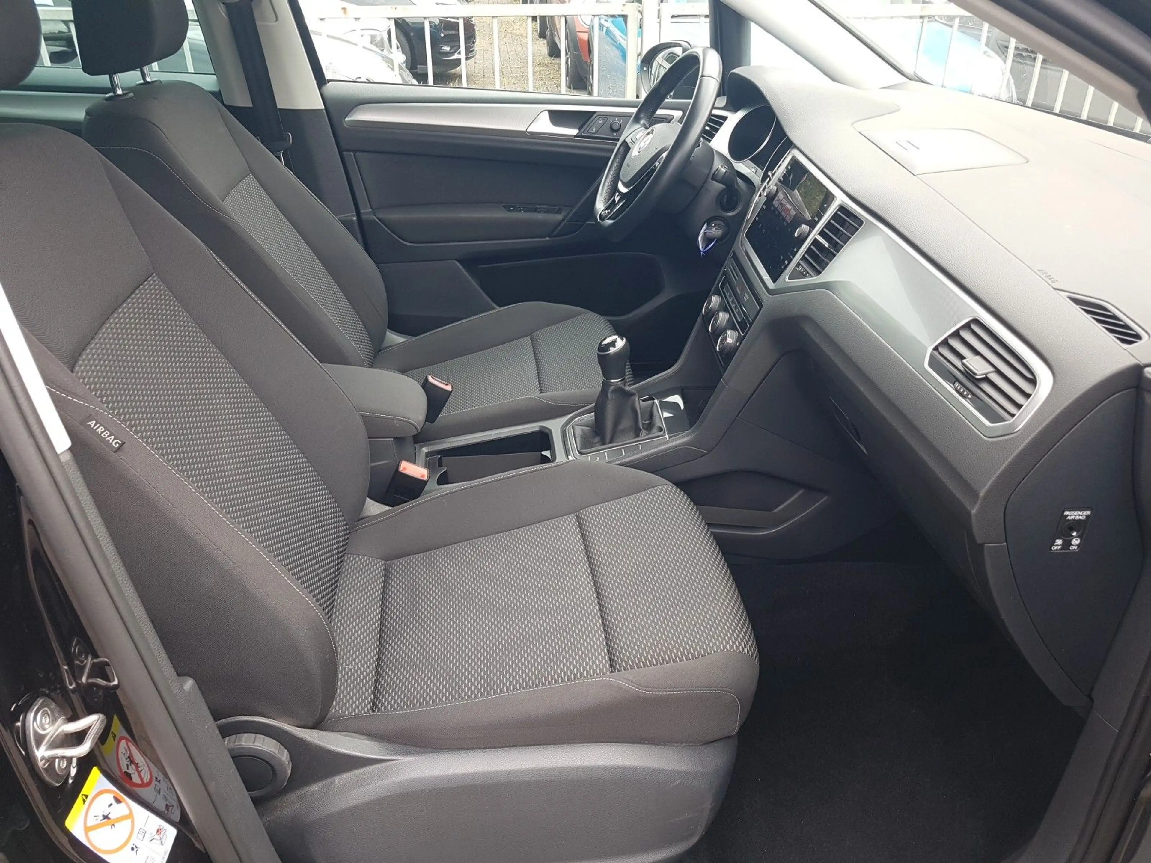 Volkswagen Golf Sportsvan 1.0 TSI Trendline LED PDC Tempom. — photo 12