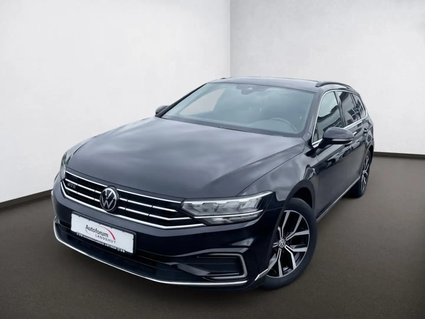 Volkswagen Passat GTE 1.4 eTSI DIGICOCK/AHK/KAM/ACC/ASSIST Negro - 2