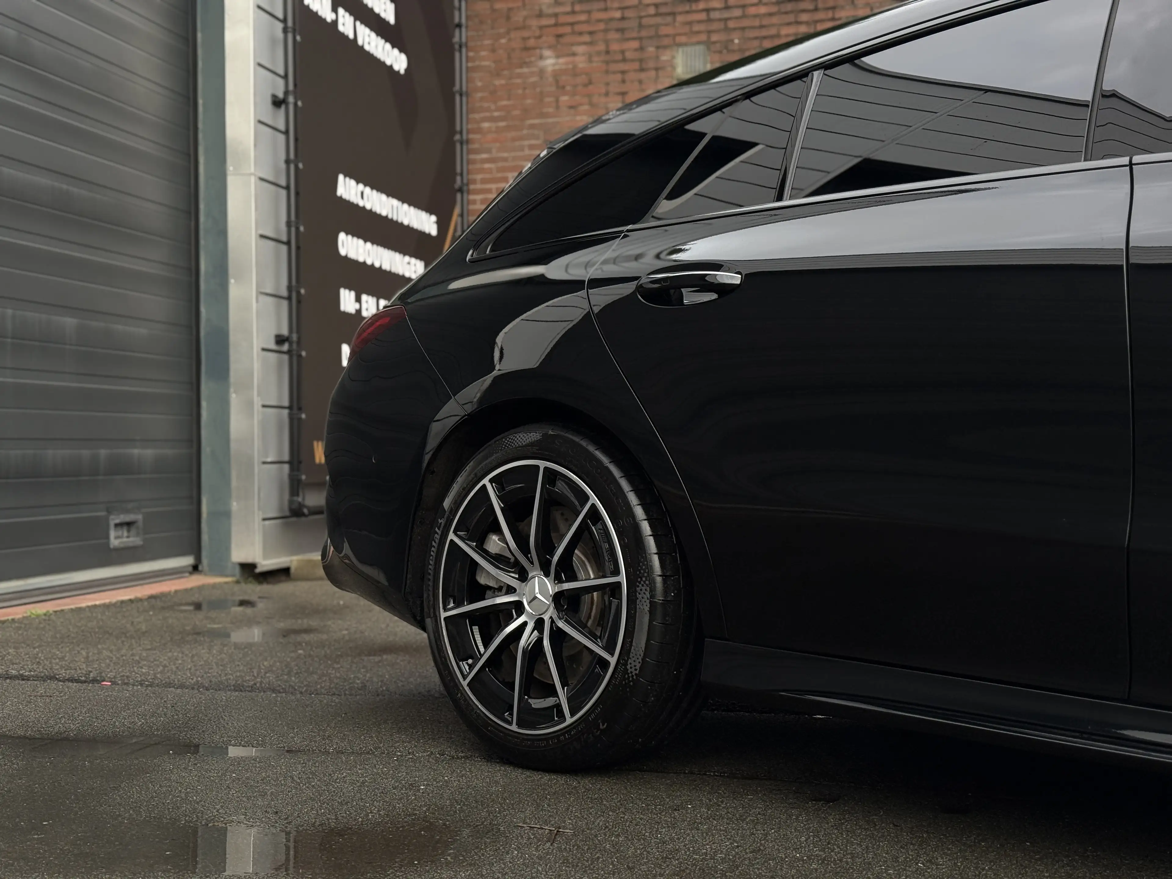 Mercedes-Benz CLA 35 AMG CLA Shooting Brake AMG 35 4-Matic — photo 5