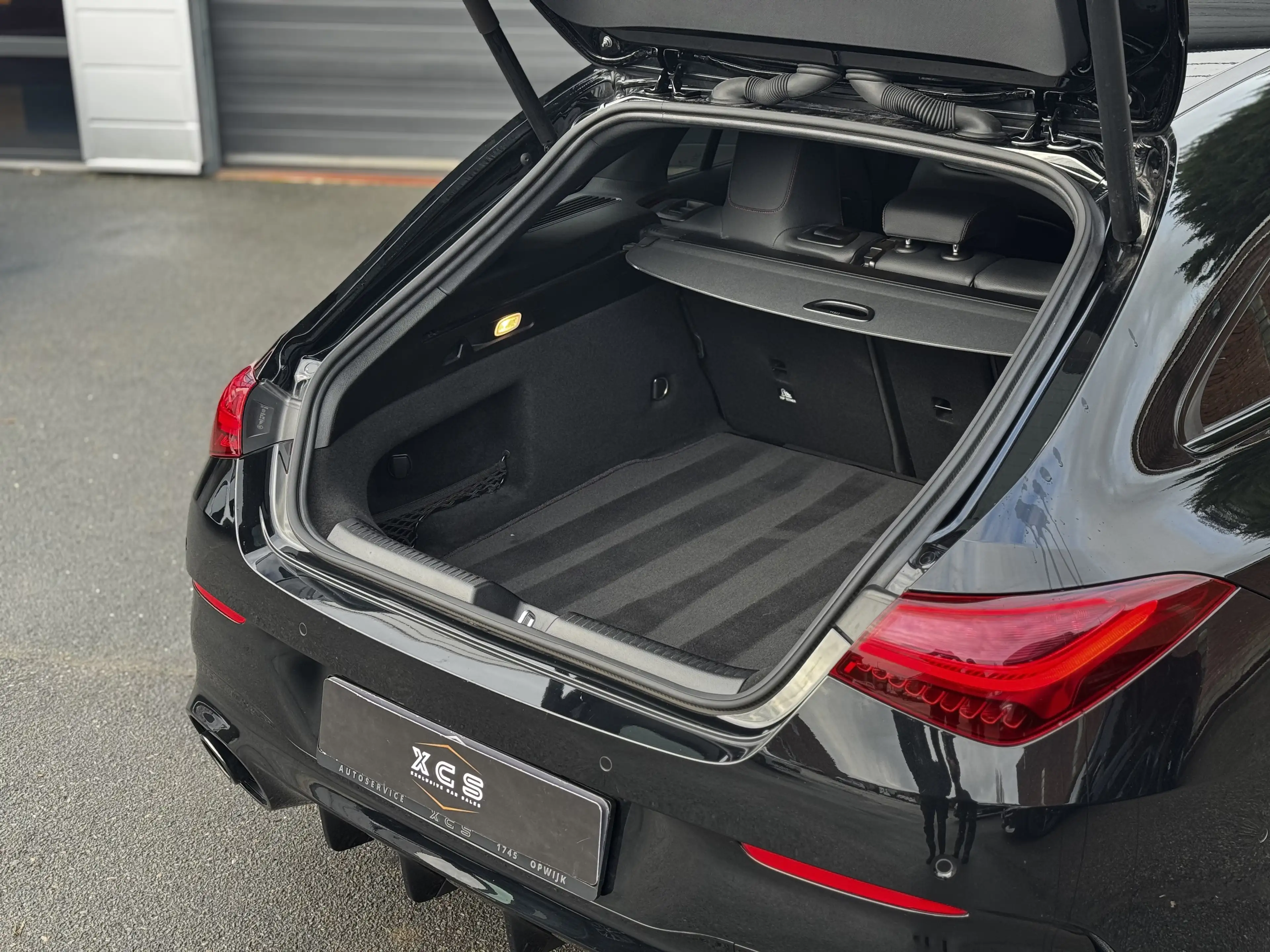 Mercedes-Benz CLA 35 AMG CLA Shooting Brake AMG 35 4-Matic — photo 8