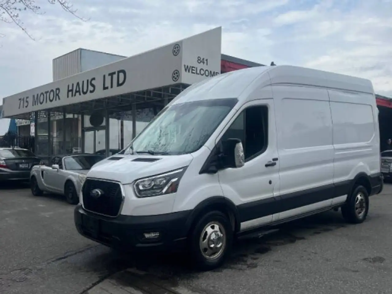 2022 Ford Transit Cargo Van