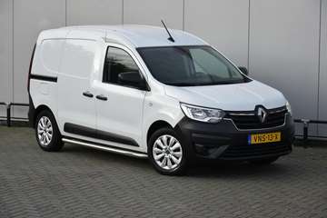 1.5 dCi Airco Camera Cruise Navi PDC Leder
