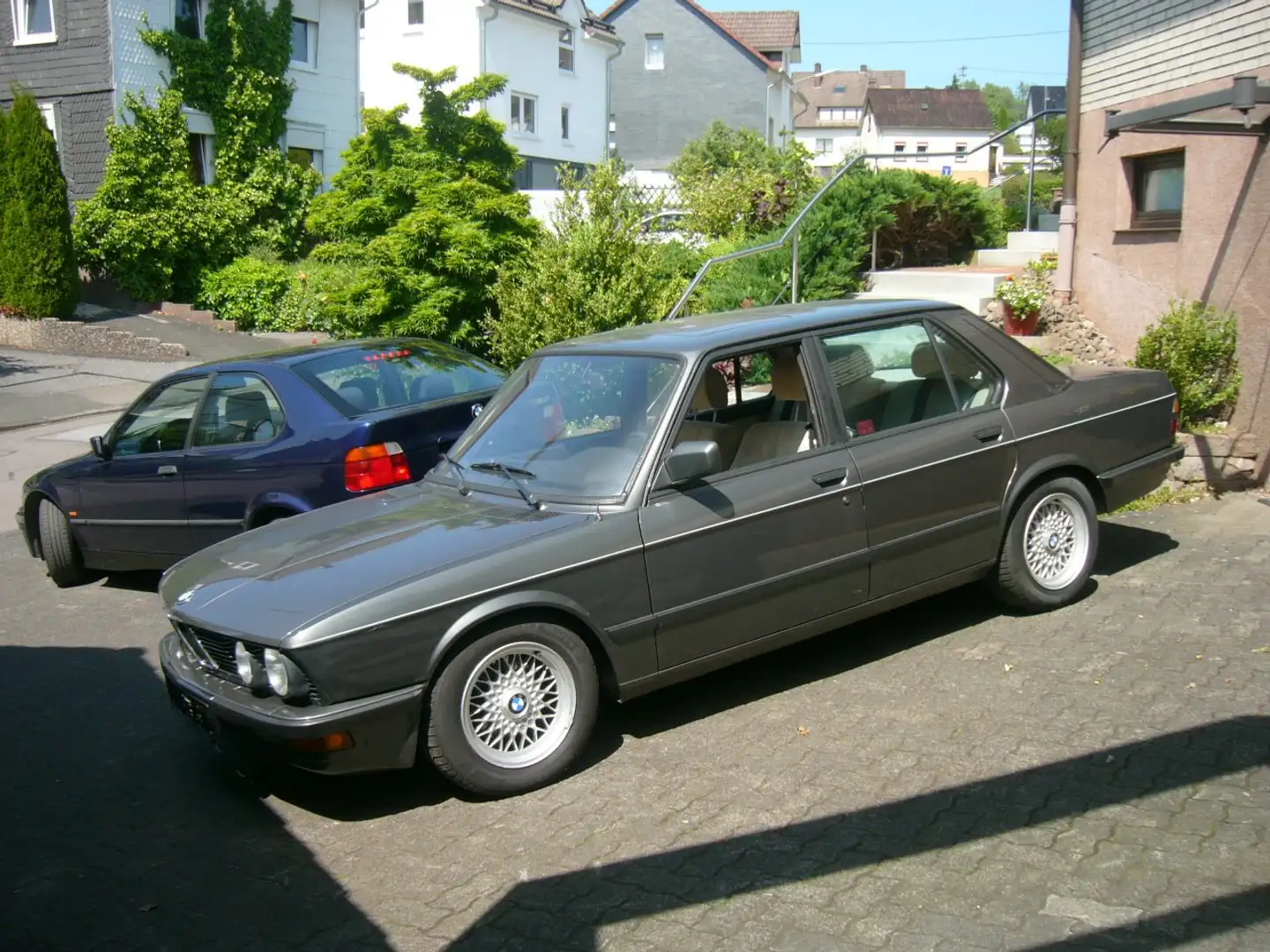BMW 520 520i E28 Edition - SSD - Unfall - Schlachtfest Grau - 2