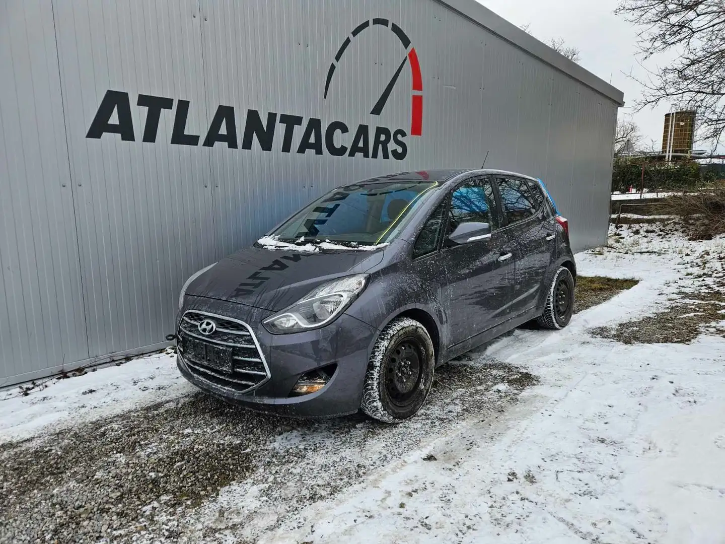 Hyundai iX20 Classic Grau - 1