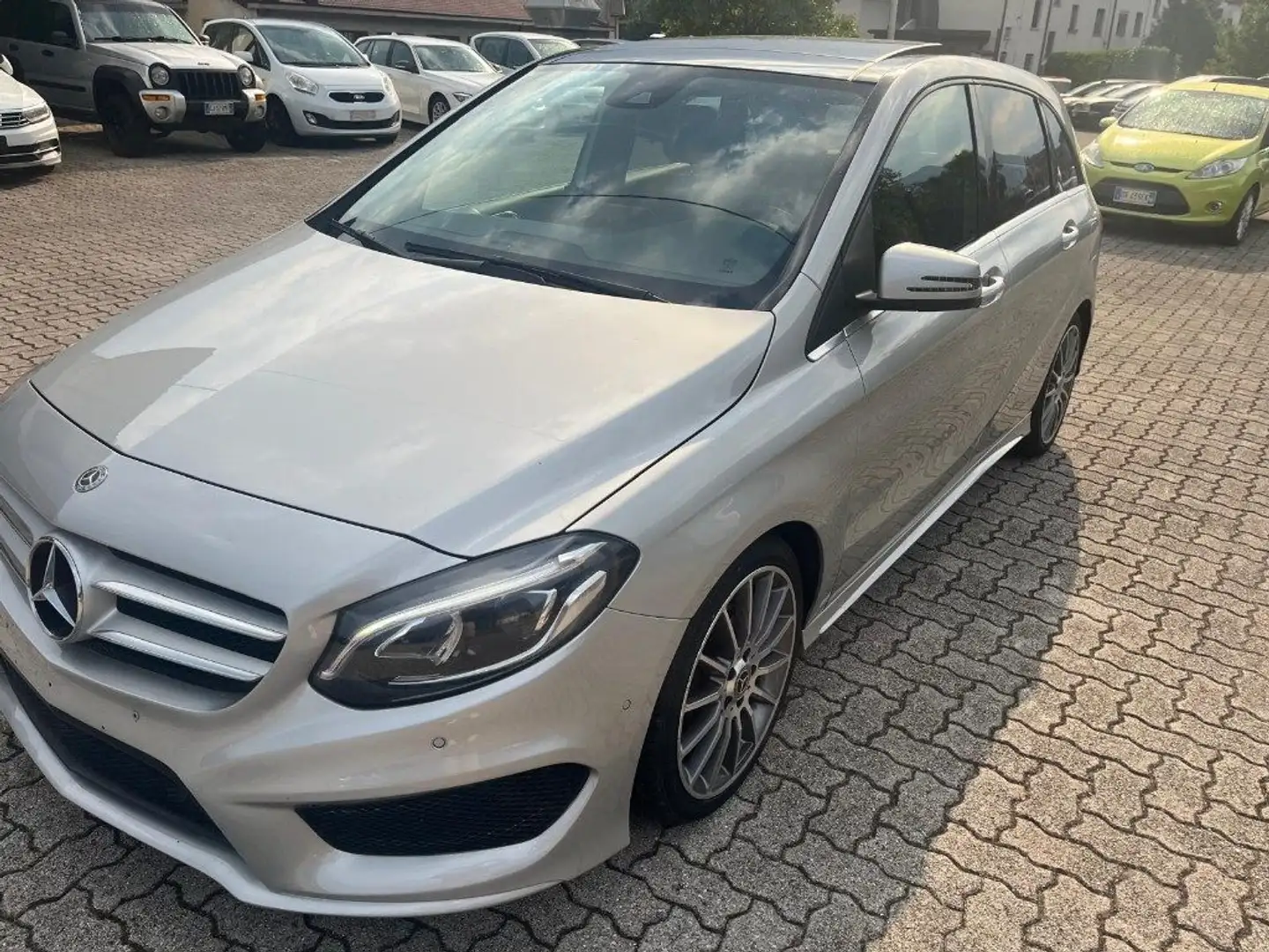 Mercedes-Benz B 200 d Automatic Sport AMG Grigio - 2