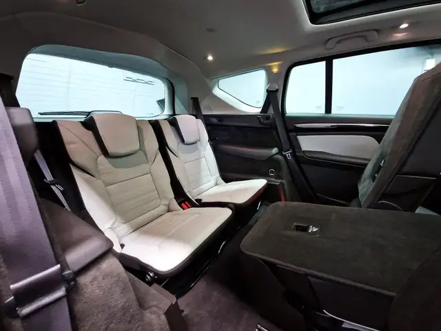 Renault Espace view 13