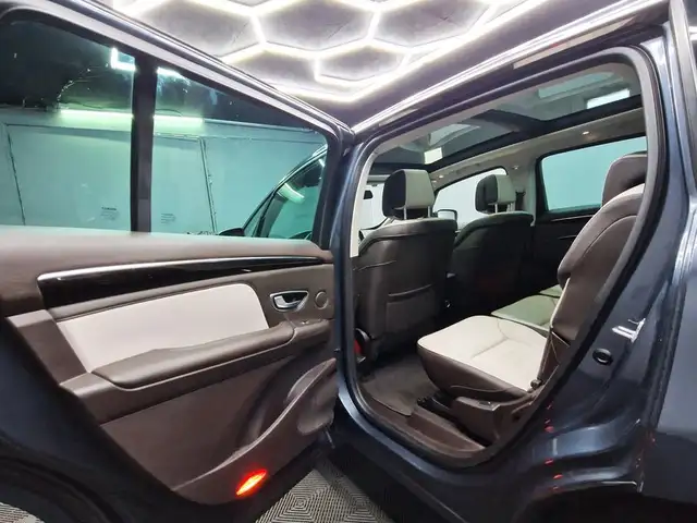 Renault Espace view 9