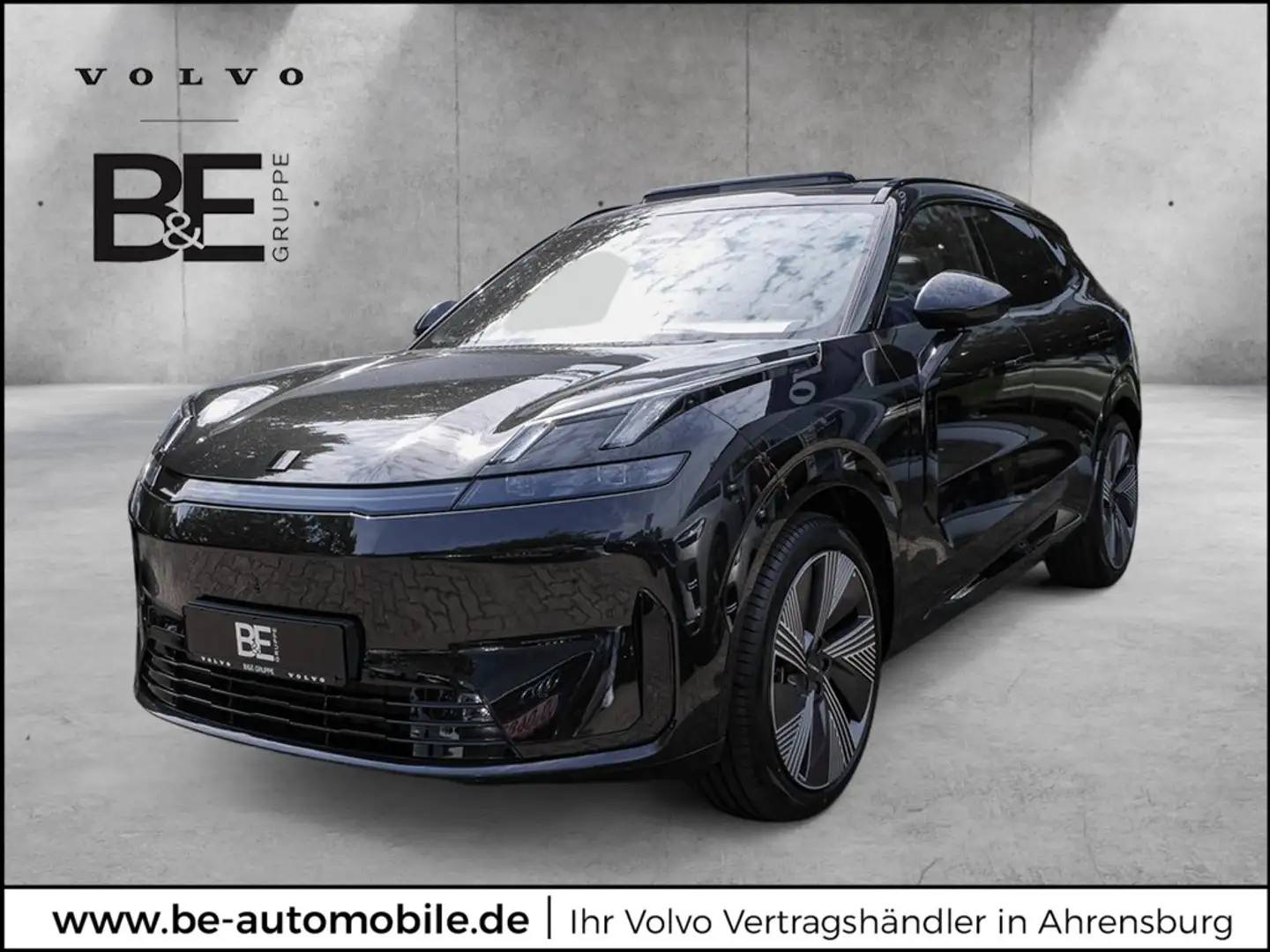 Lynk & Co 08 More Schwarz - 1