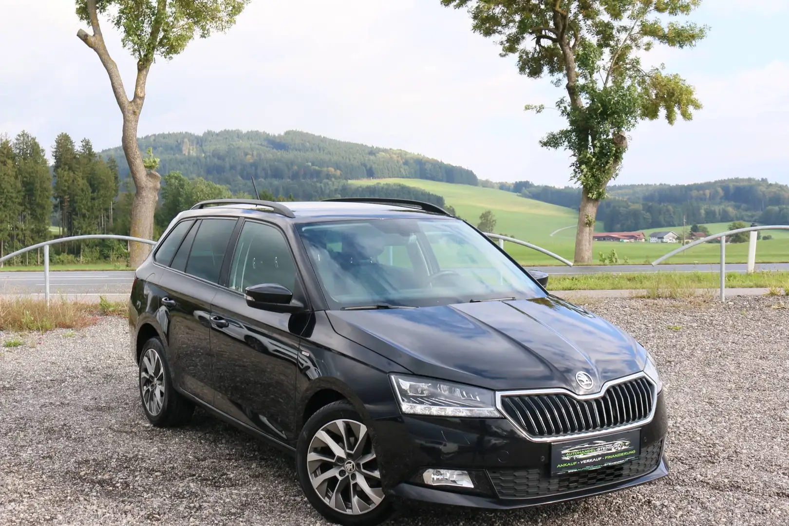 Skoda Fabia Combi*Xenon*Kamera*Sitzheizung*Keyless Entry Schwarz - 1