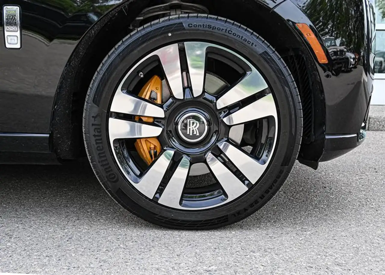 Rolls-Royce Cullinan fotografie Rolls-Royce Cullinan