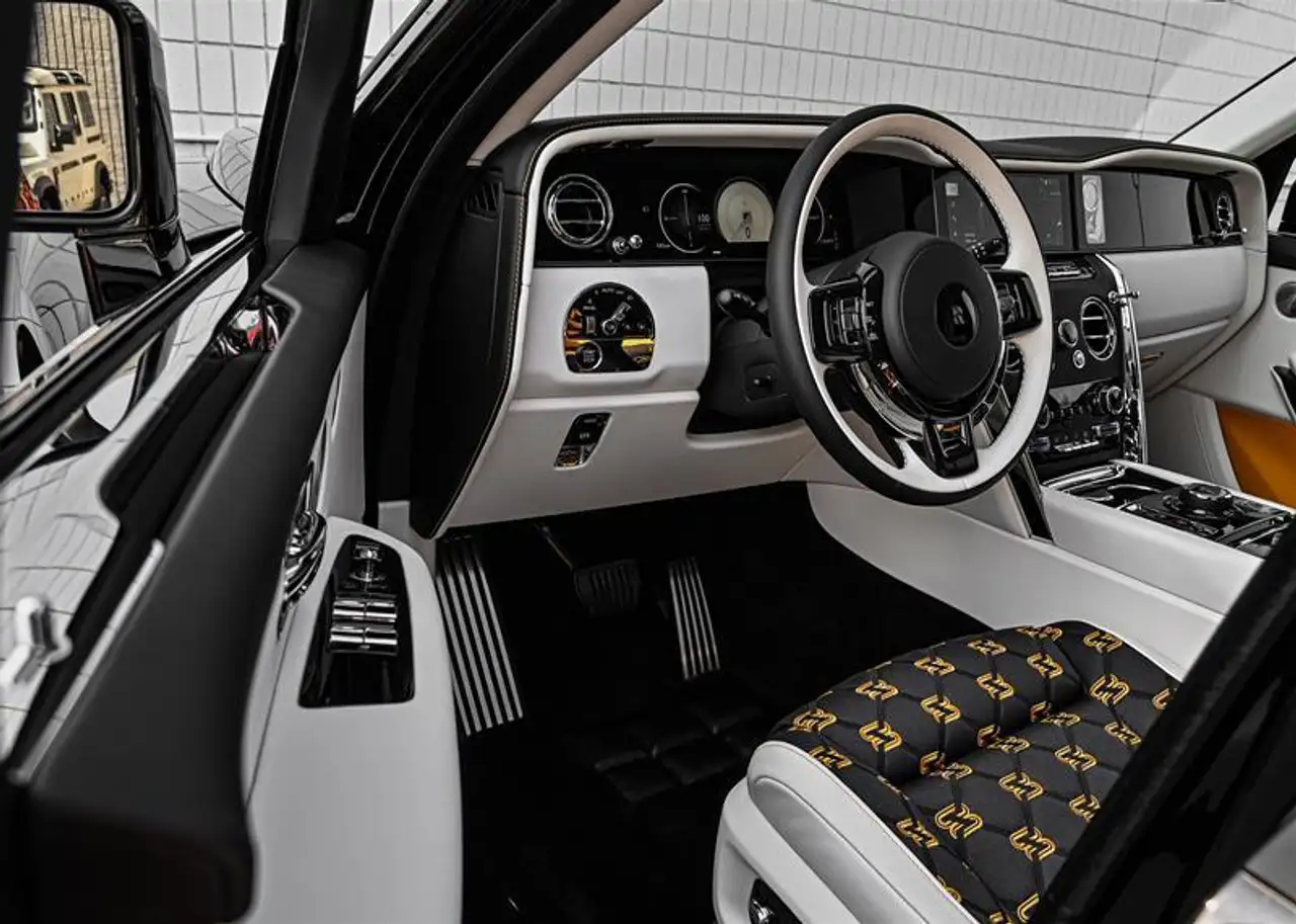 Rolls-Royce Cullinan fotografie Rolls-Royce Cullinan