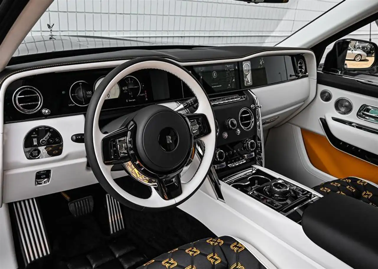 Rolls-Royce Cullinan fotografie Rolls-Royce Cullinan