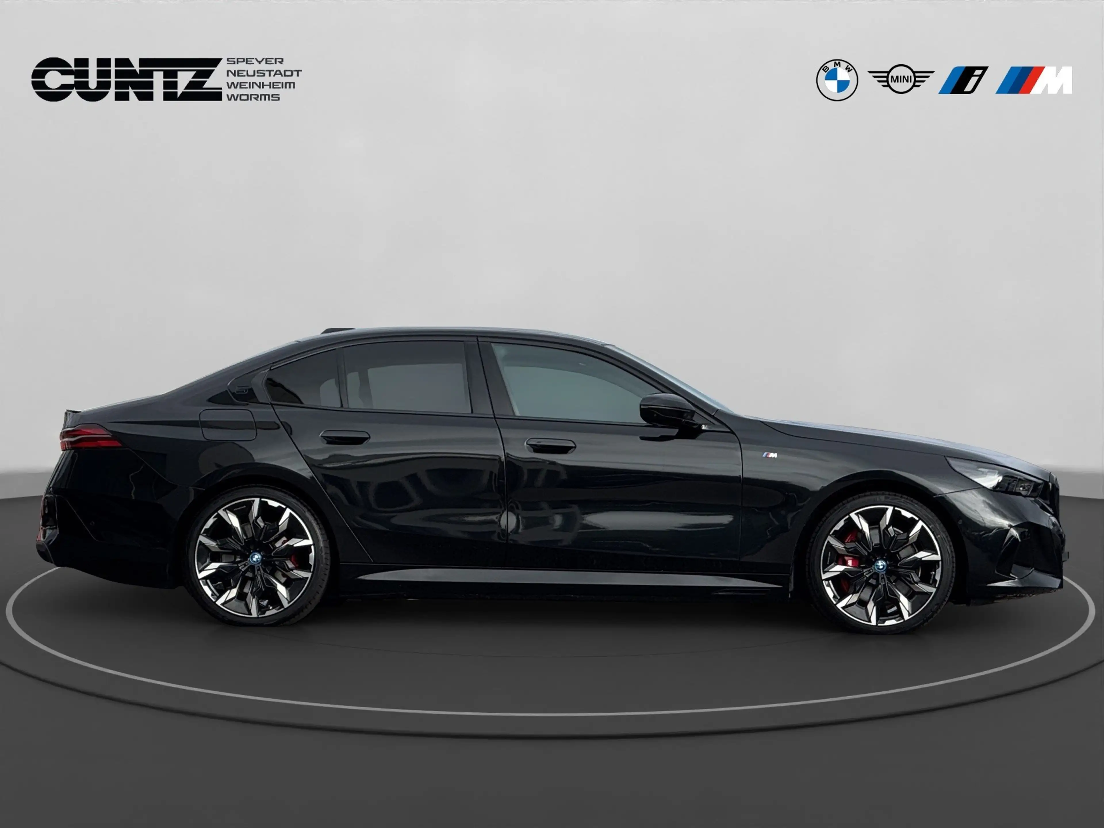 BMW i5 eDrive40 Limousine M Sport Pro Anhängerkupplung — photo 5