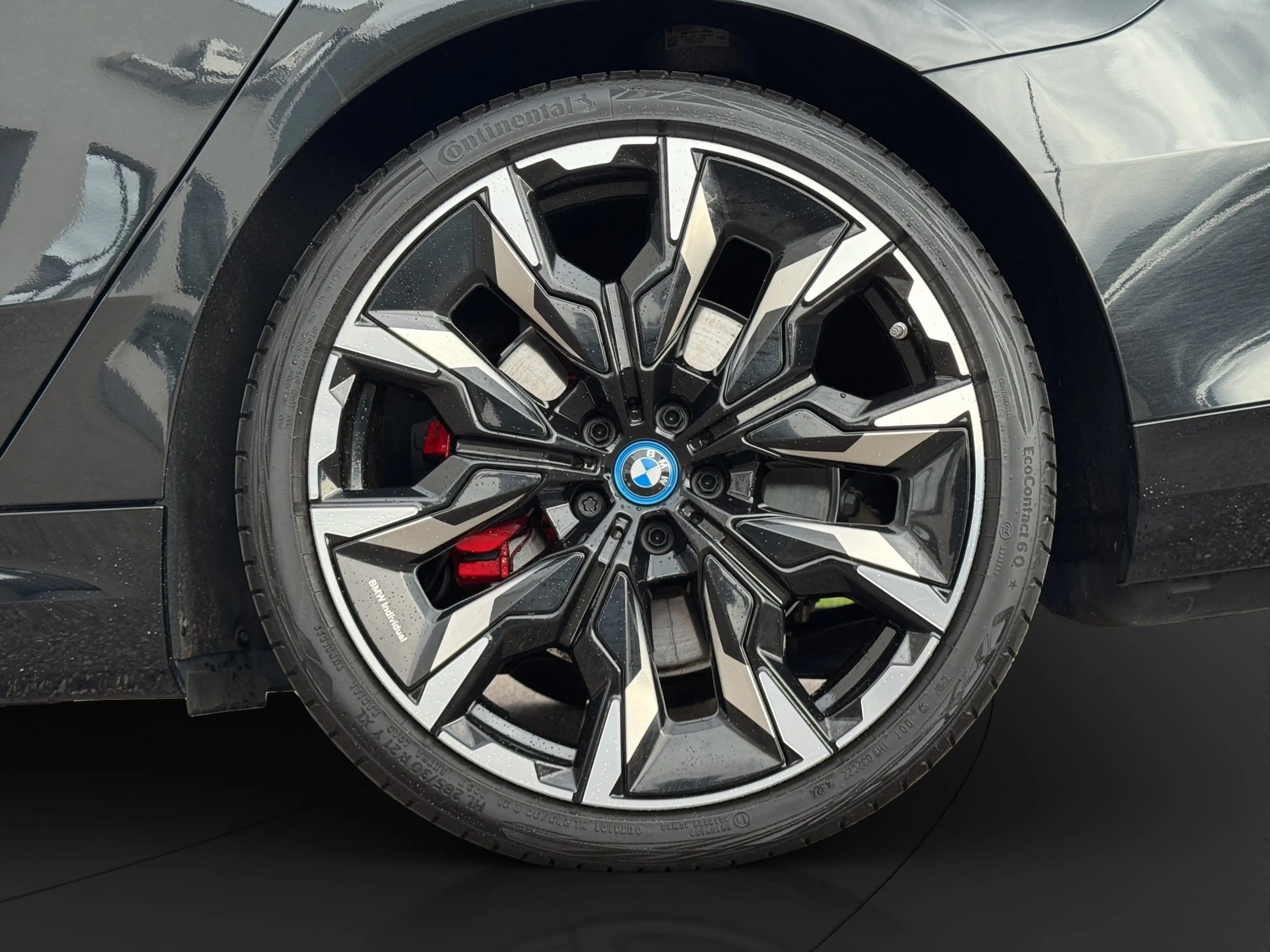 BMW i5 eDrive40 Limousine M Sport Pro Anhängerkupplung — photo 11