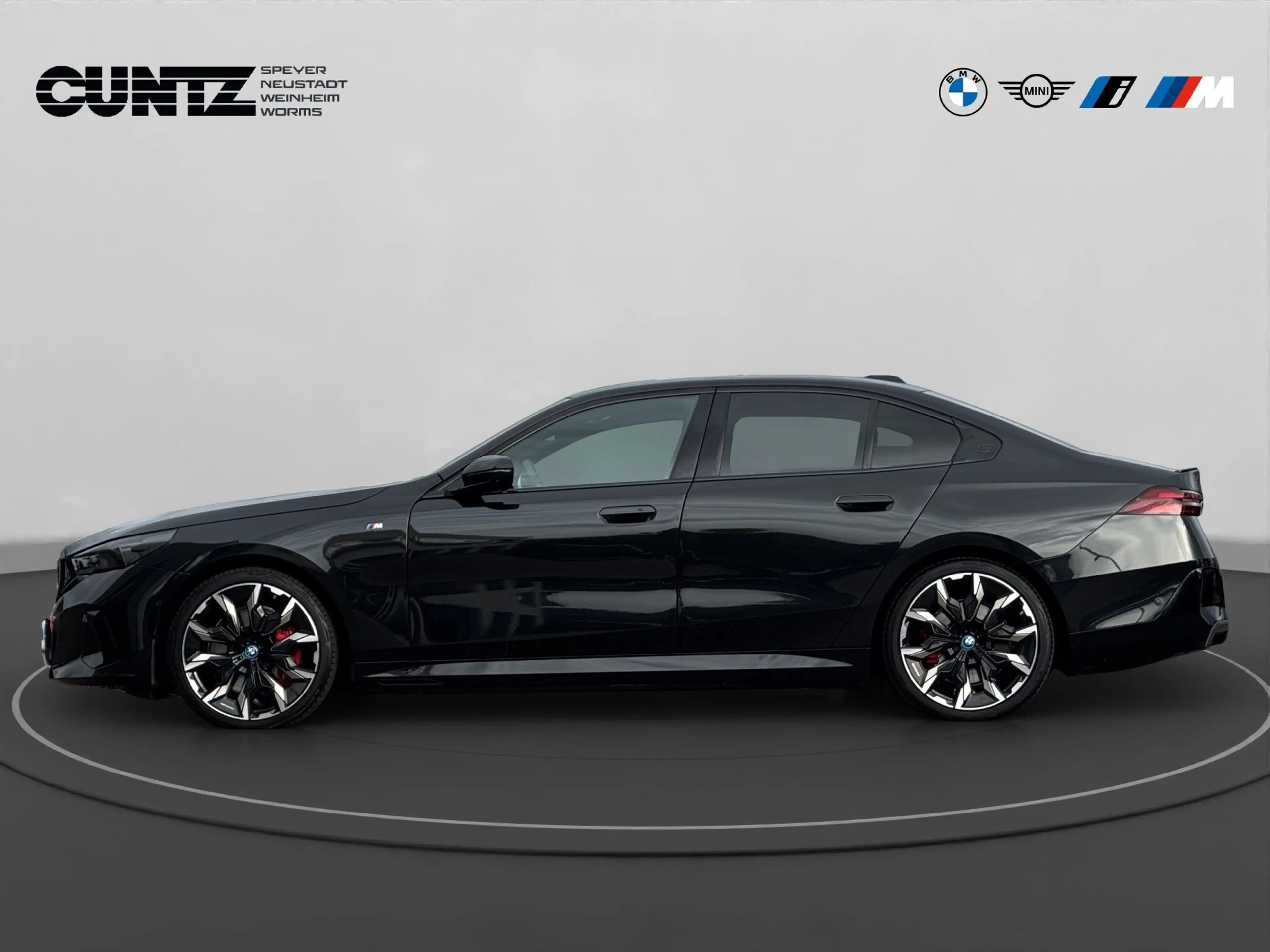 BMW i5 eDrive40 Limousine M Sport Pro Anhängerkupplung — photo 9